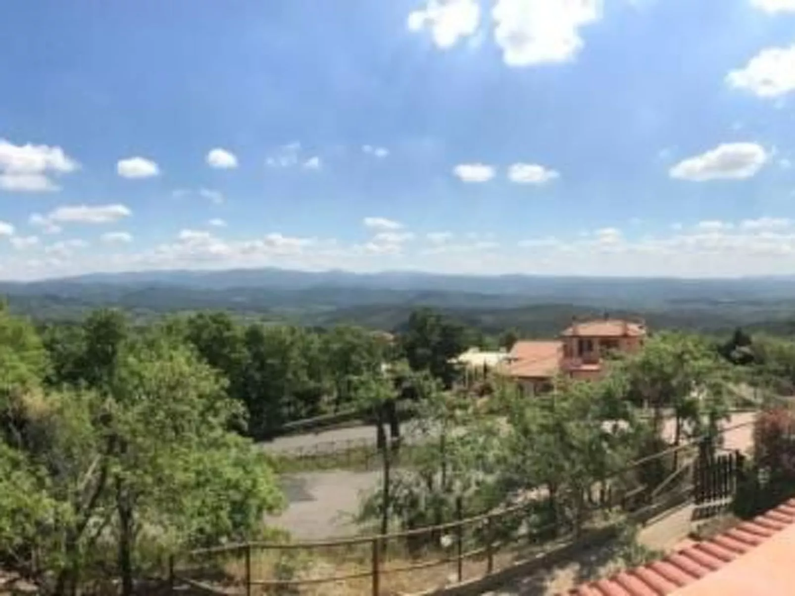 'Horizons' mit Schwimmbad-Draußen