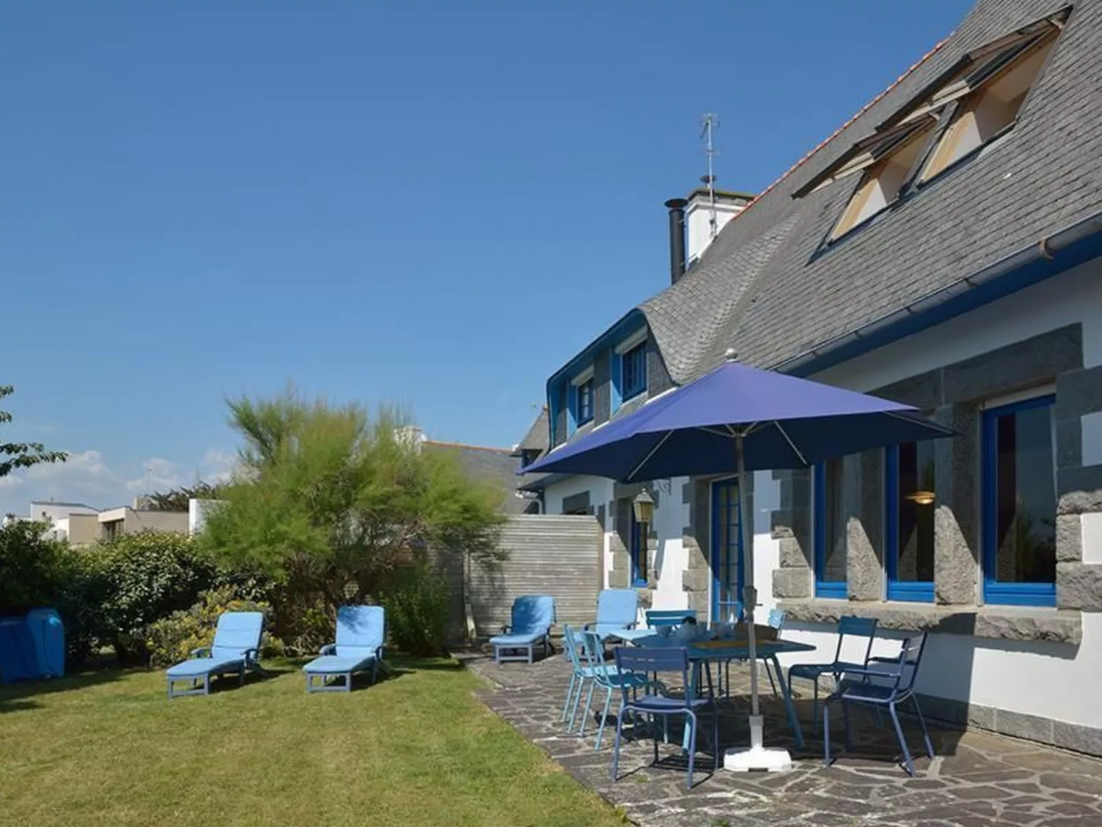 "Men Meur" mit Blick auf das Wasser-Draußen