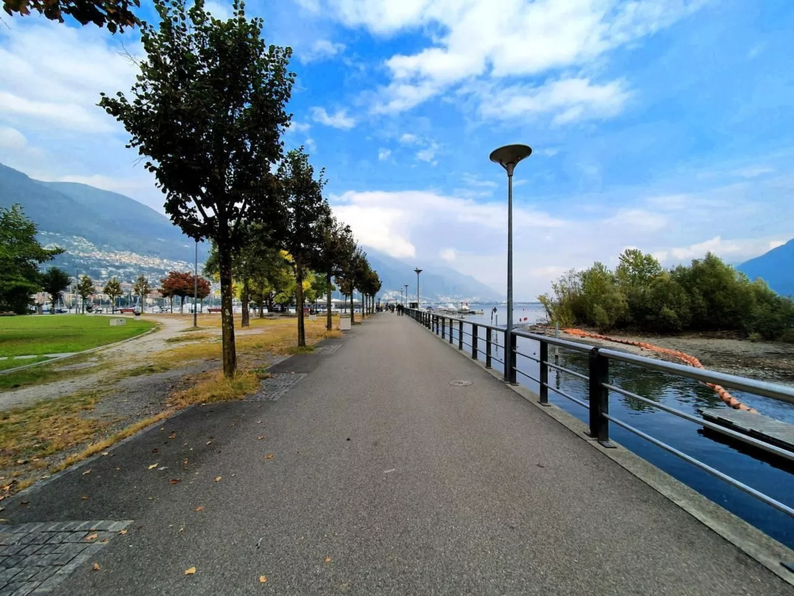 Lake View Penthouse 701-Draußen