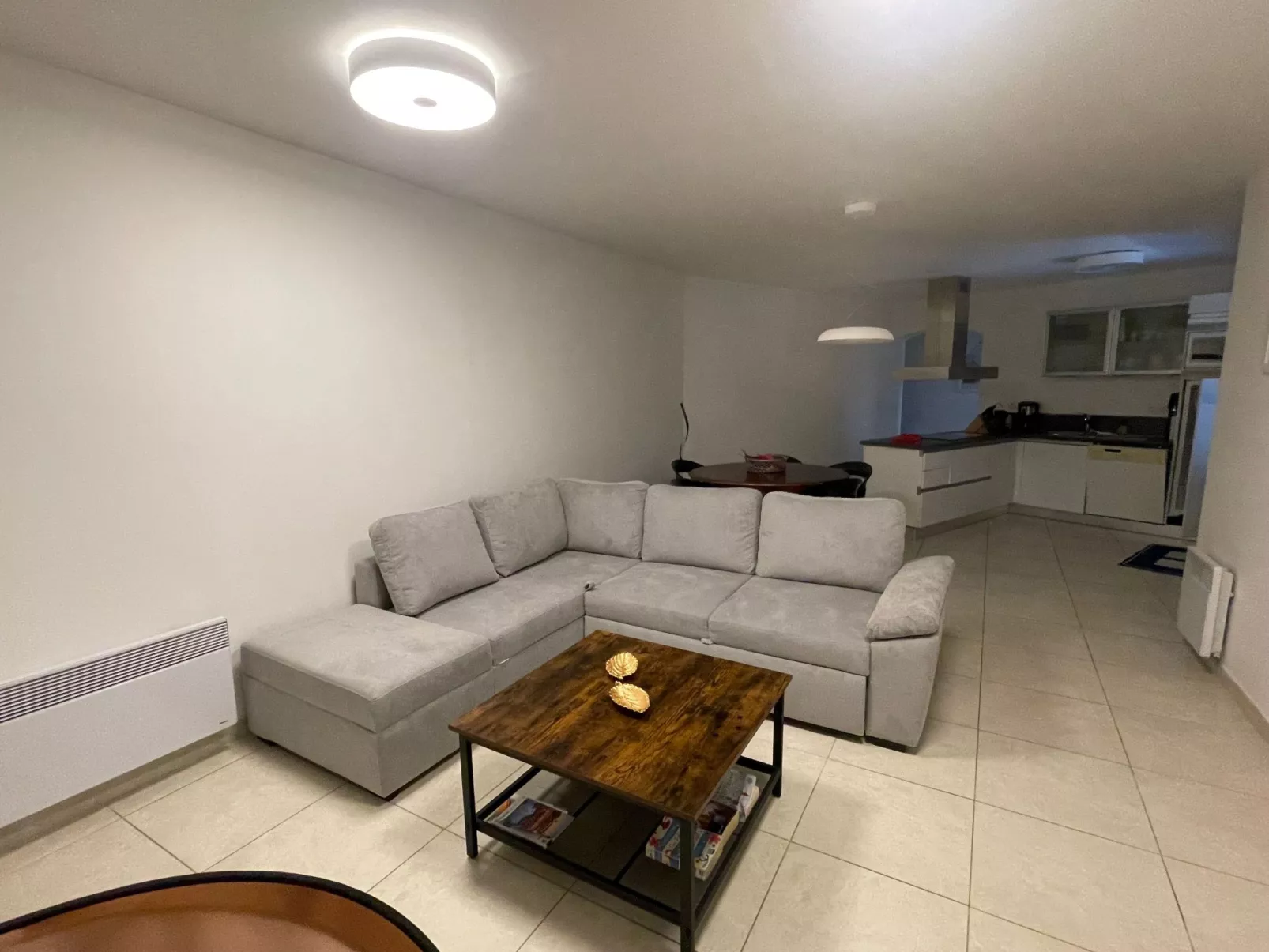 Les Palmiers-Drinnen