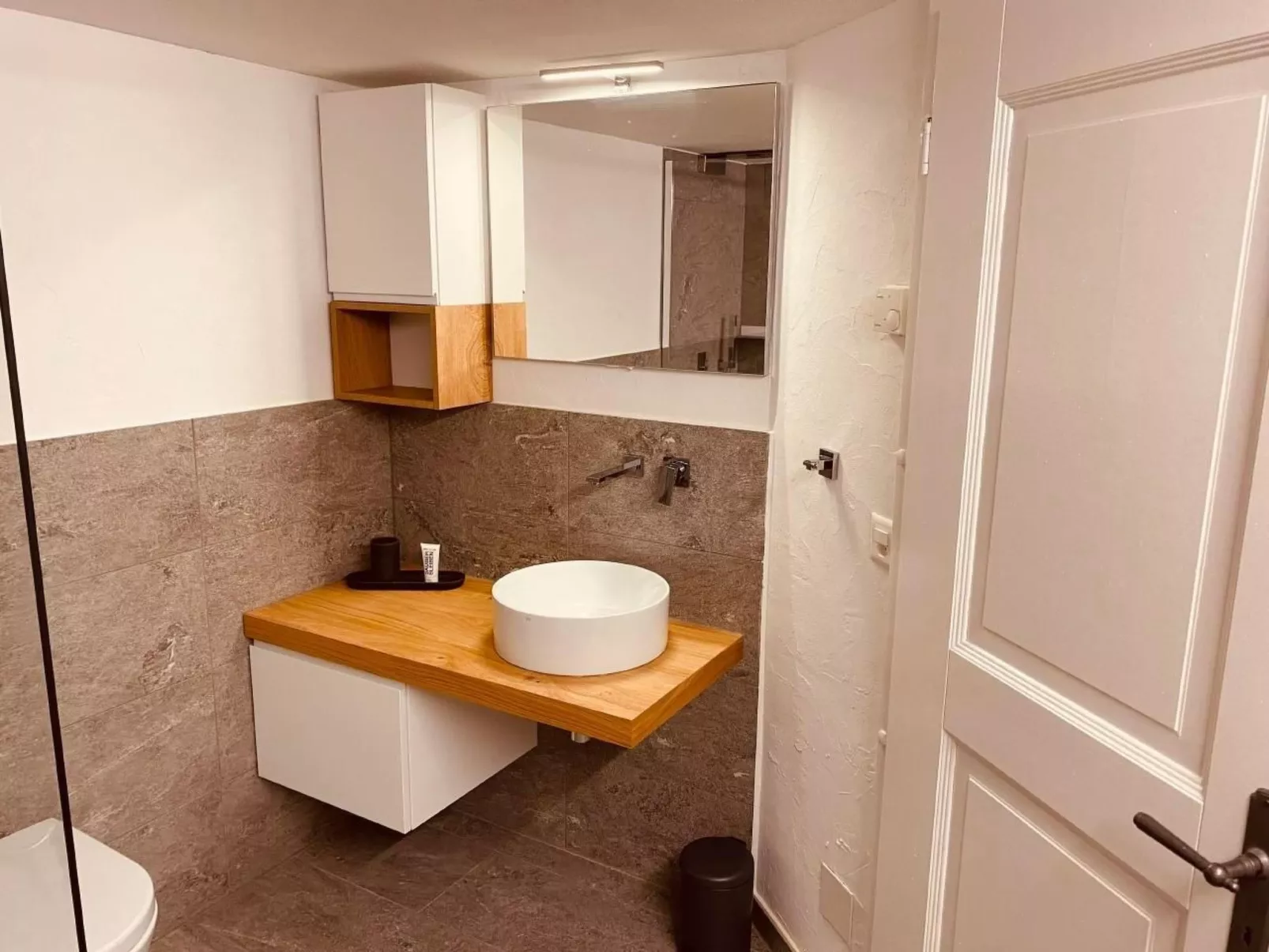 Tausend Steine Haus-Drinnen