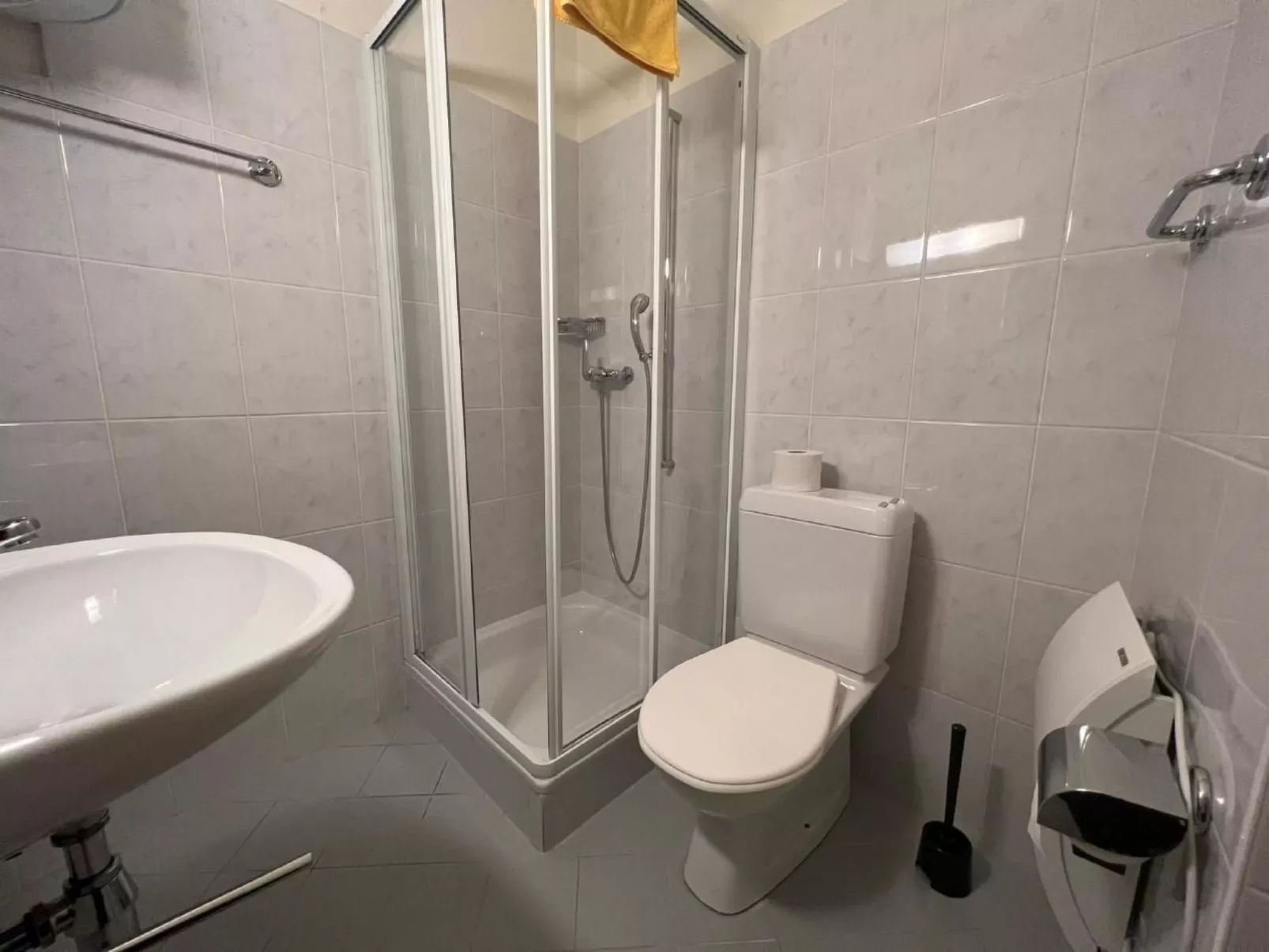 Ascona Nostrana 2-Drinnen