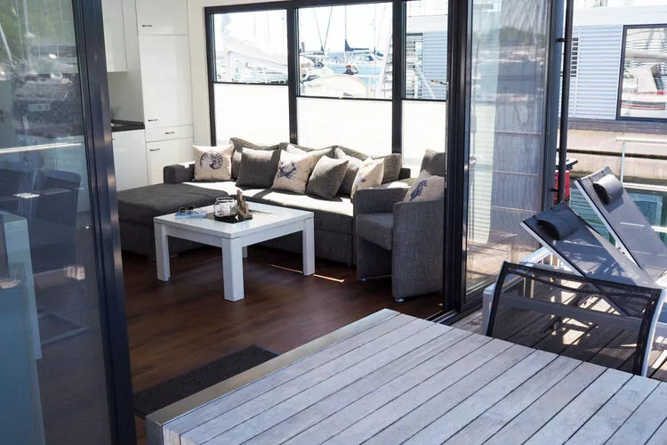 Hausboot Familiy & Friends LP 1 / 1-2 Personen-Balcon-terrasse