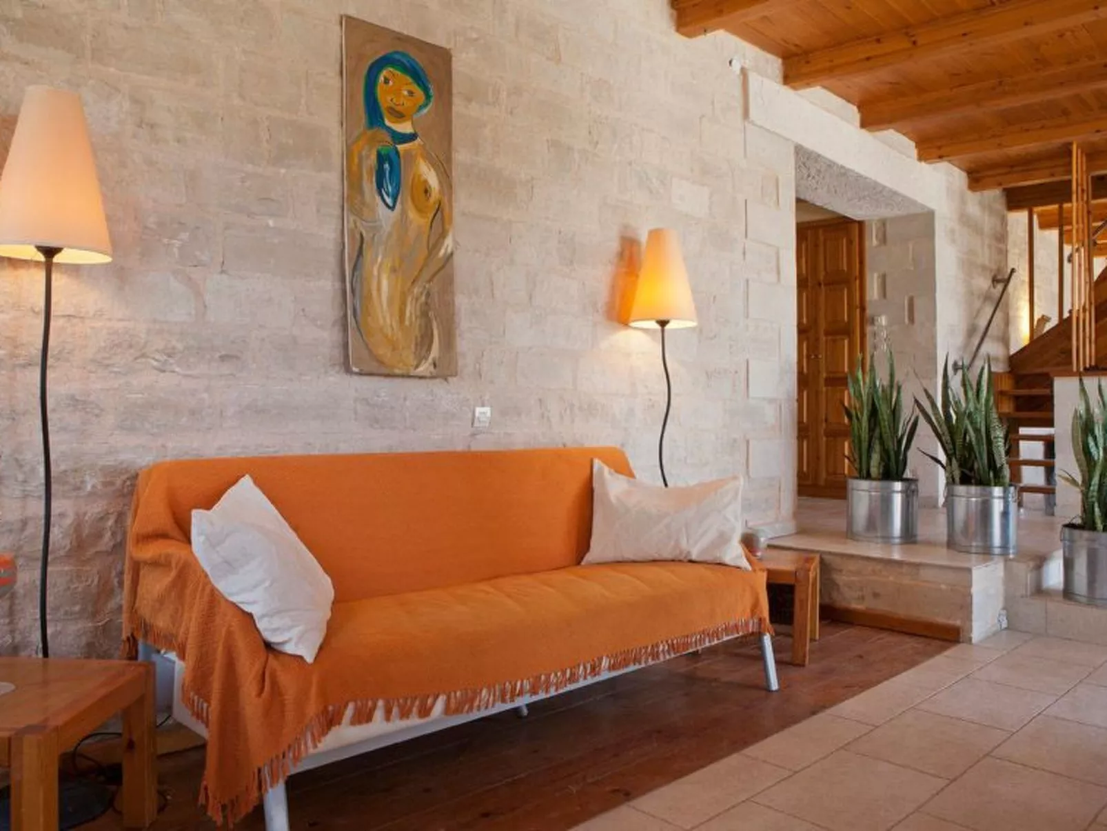 Villa aus Stein mit privatem Pool und BBQ-Bereich-Image-tags.info