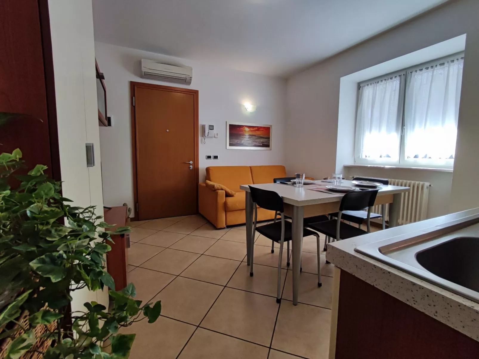 Komfort-Apartment mit Balkon BV1-Drinnen