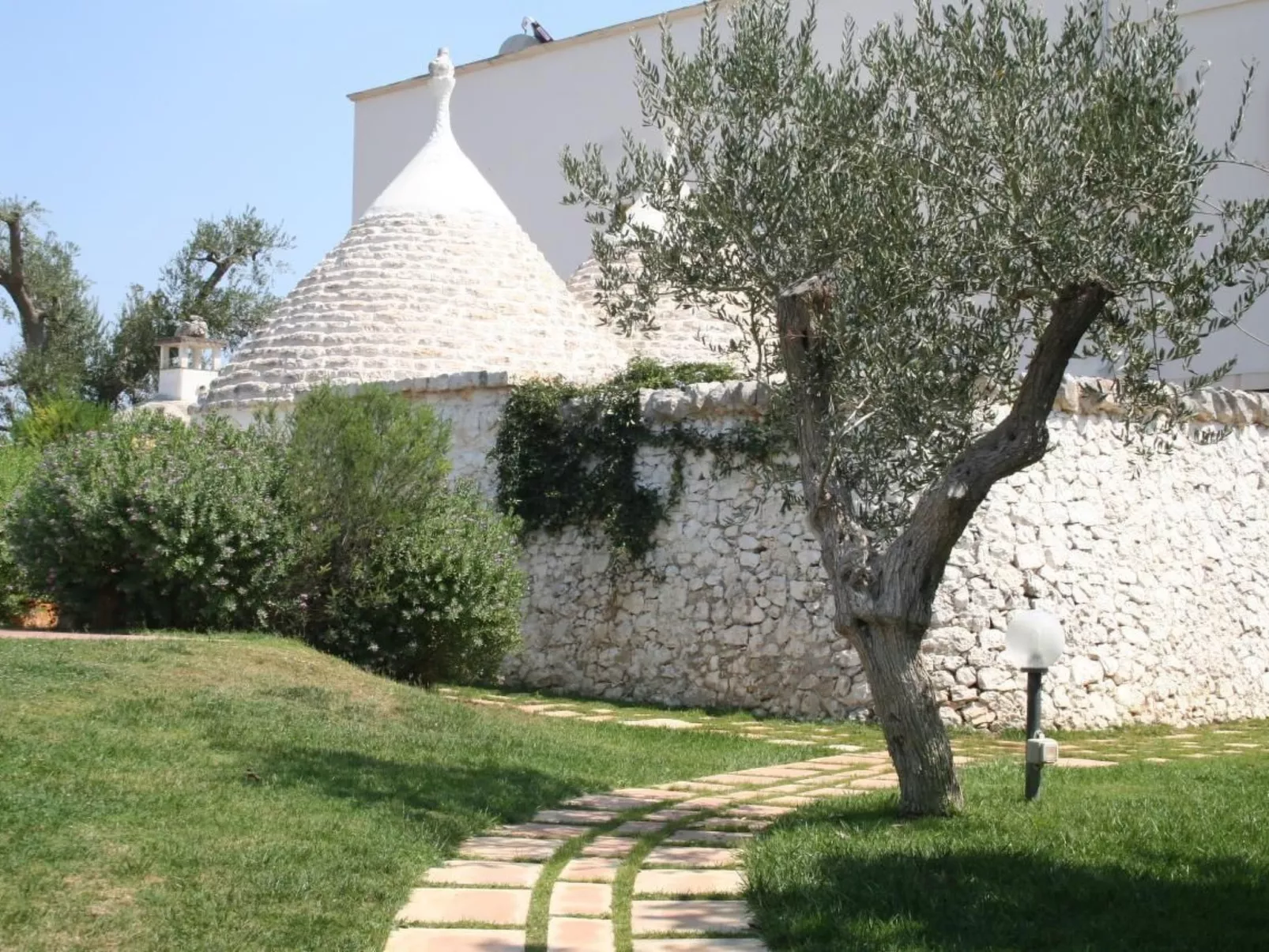 Trullo auf dem Lande in Ostuni mit privatem Pool-Outside