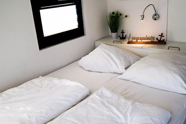 Hausboot Familiy & Friends LP 1 / 4 Personen-Bedroom