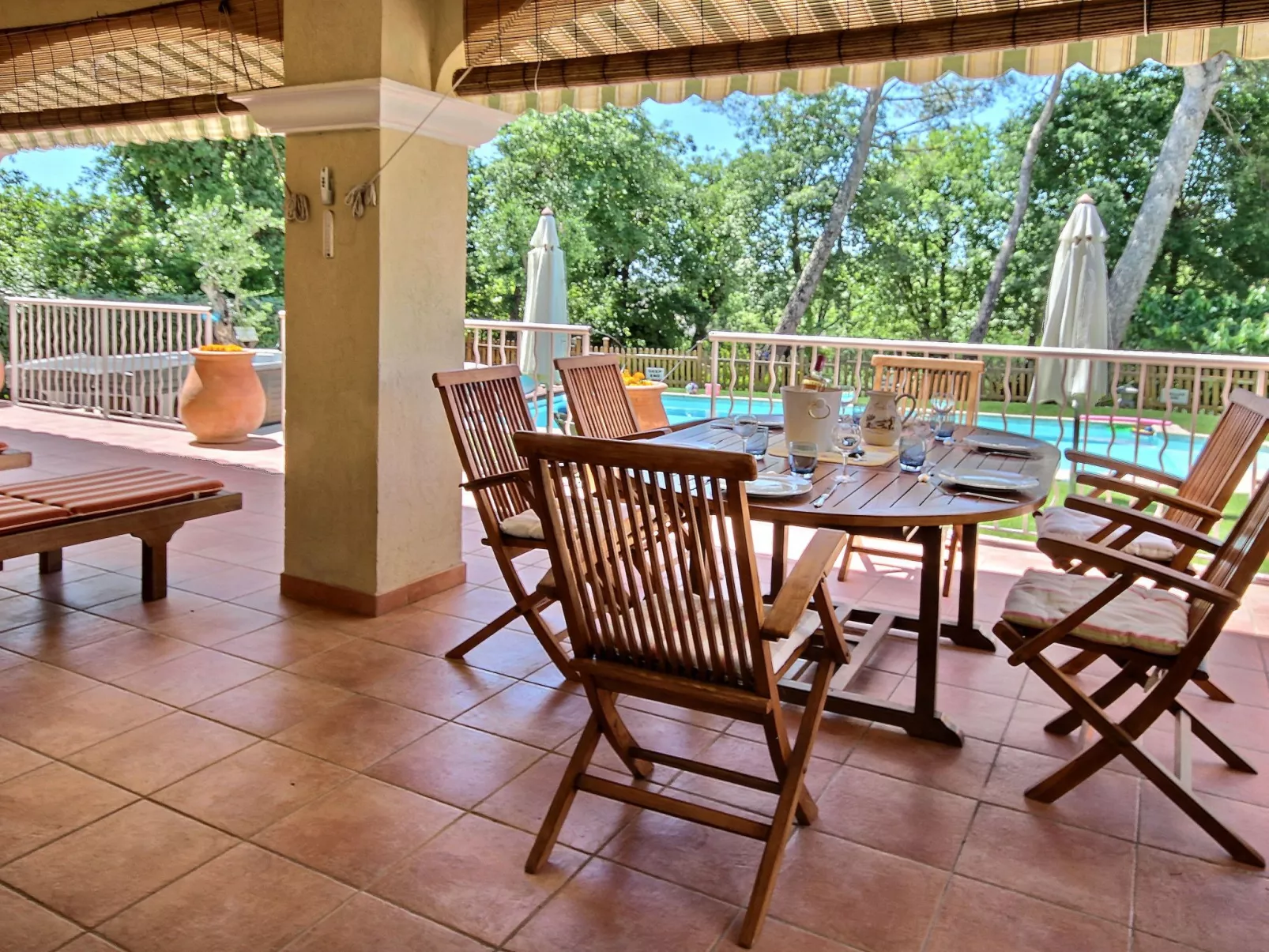 Villa Bois Dore in Valbonne-Outside