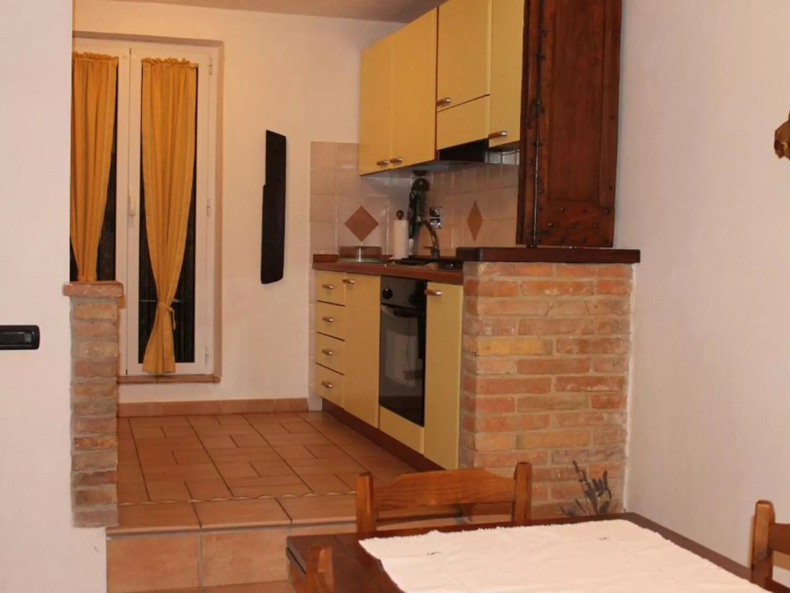 Rustikale Eleganz mit Blick auf die umbrische Landschaft-Image-tags.info