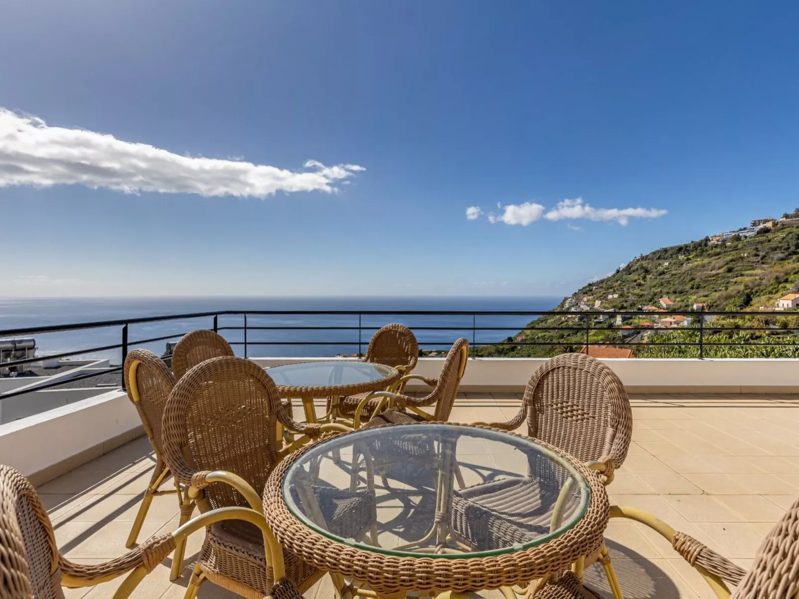 Finca "Calheta" mit Blick auf das Wasser-Image-tags.info