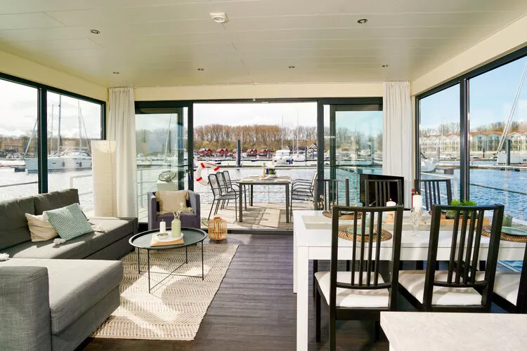 Hausboot Family & Friends LP 3 / 1-2 Personen-Living room
