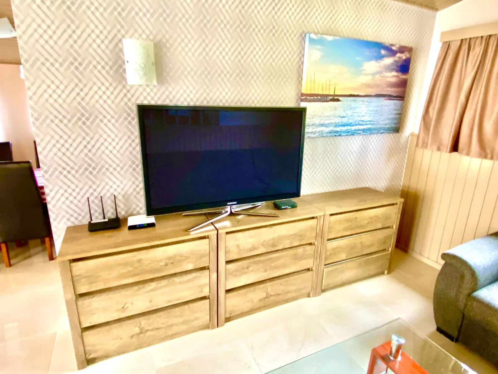 Großes Ferienhaus in Siófok mit Privatem Pool-Drinnen