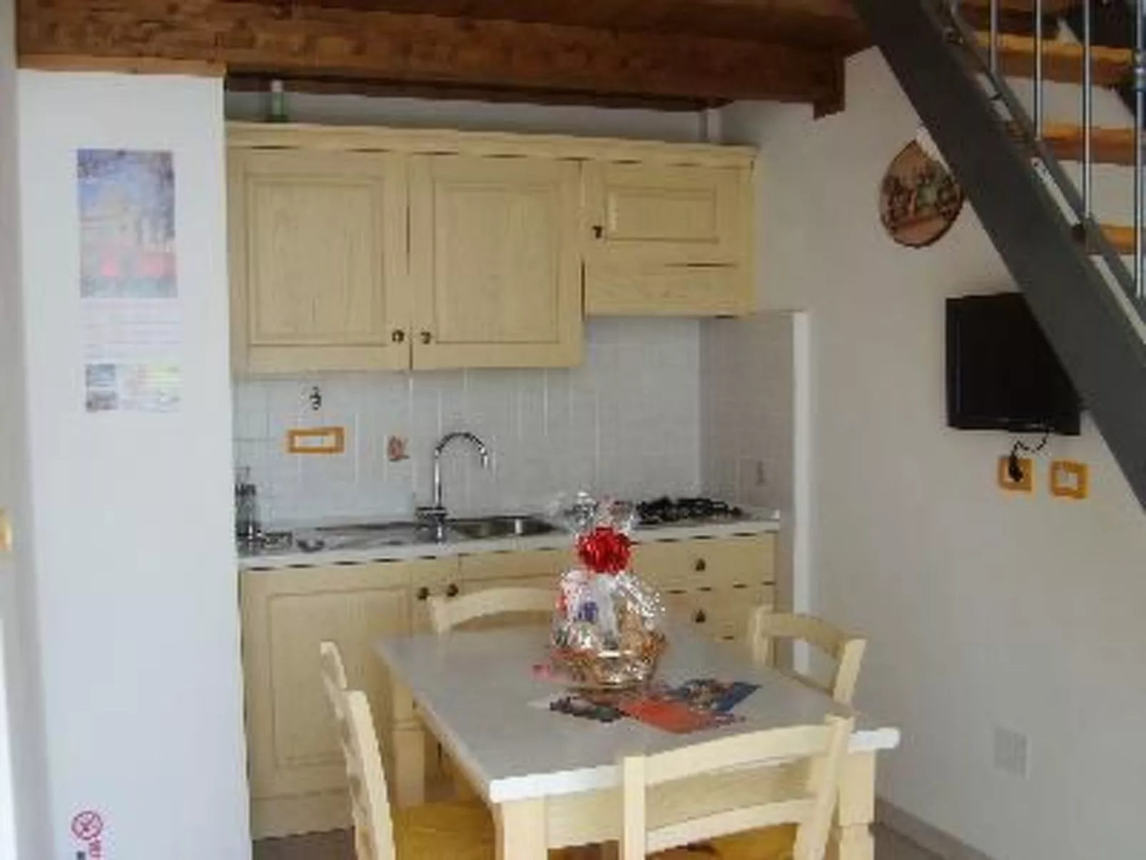 GIALLO-Image-tags.info