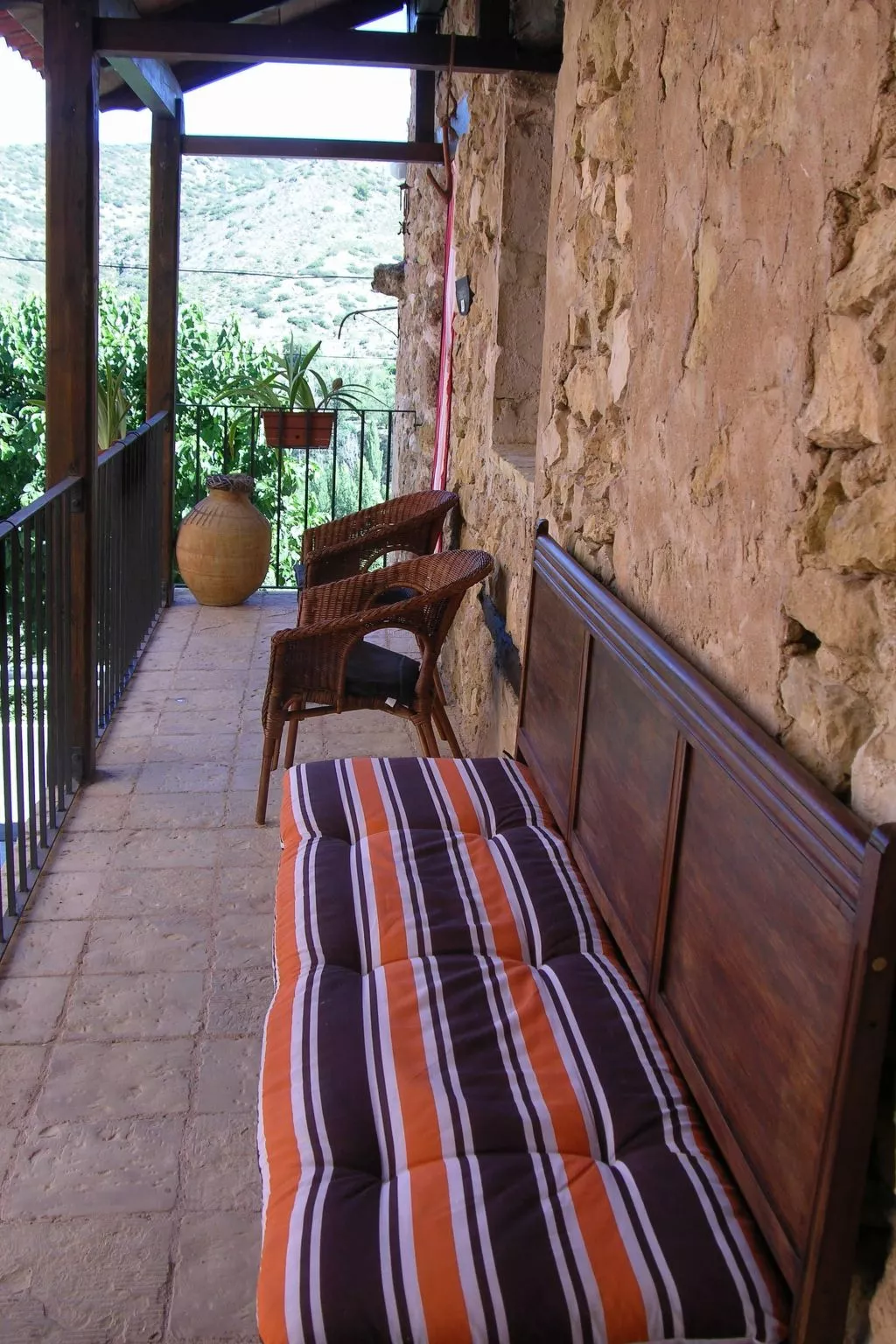 Wohnung Ebrón, Blick auf das Tal. - Outside