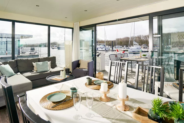 Hausboot Family & Friends LP 3 / 4 Personen-Dining room