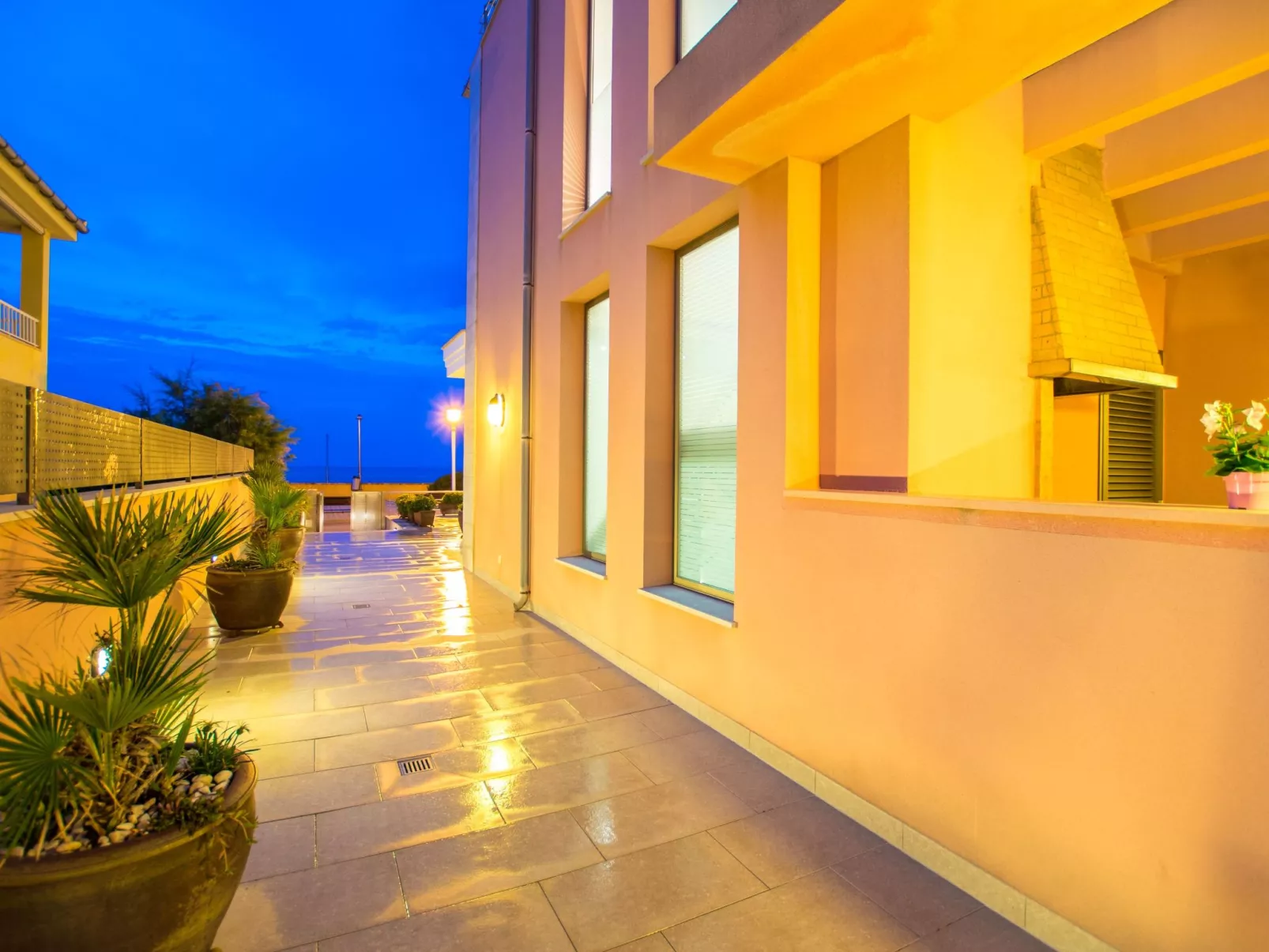 Freistehendes Haus direkt am Meer gelegen-Image-tags.info