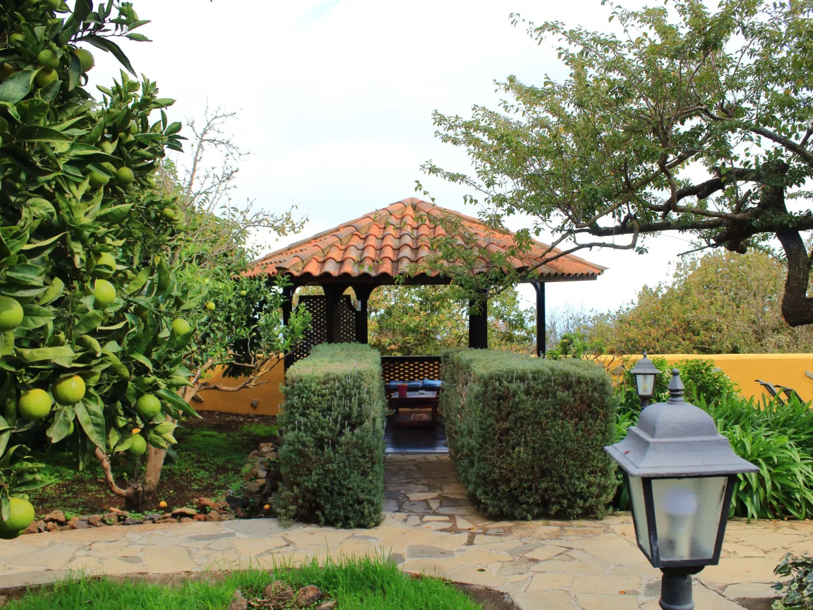 Mit Schwimmbad nur für Erwachsene-Image-tags.info