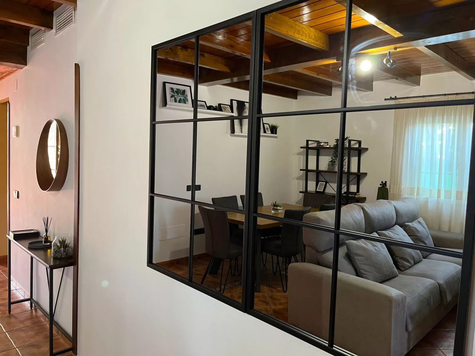 Charmantes Ferienhaus mit Grill und Schwimmingpool-Inside