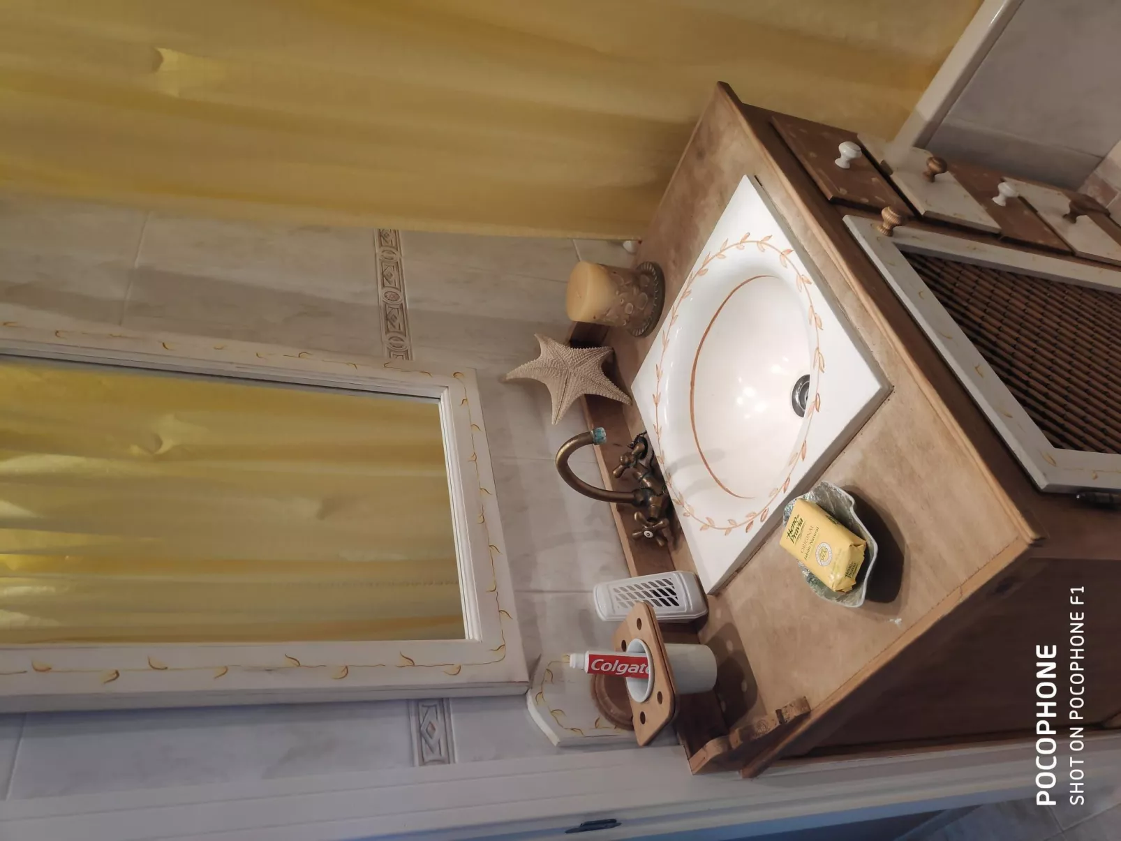 Atlantisches Paradies-Inside