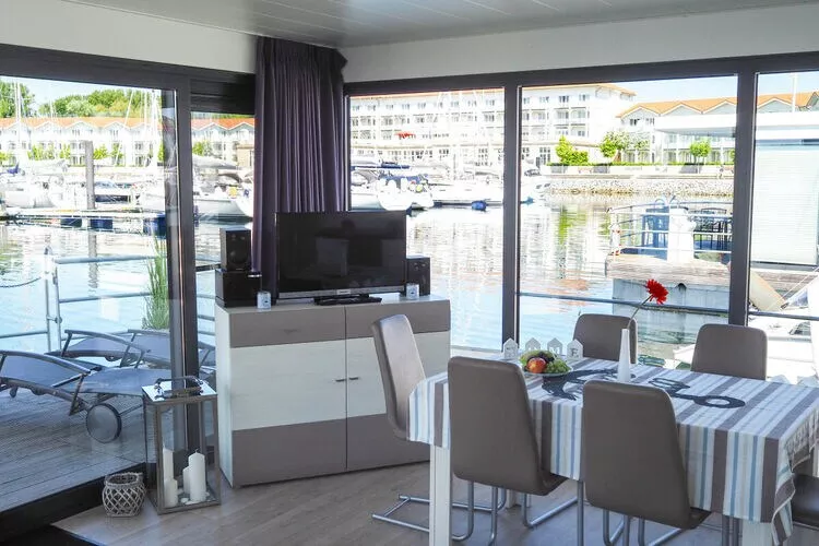 Hausboot Family & Friends LP 4 / 1-2 Personen-Dining room