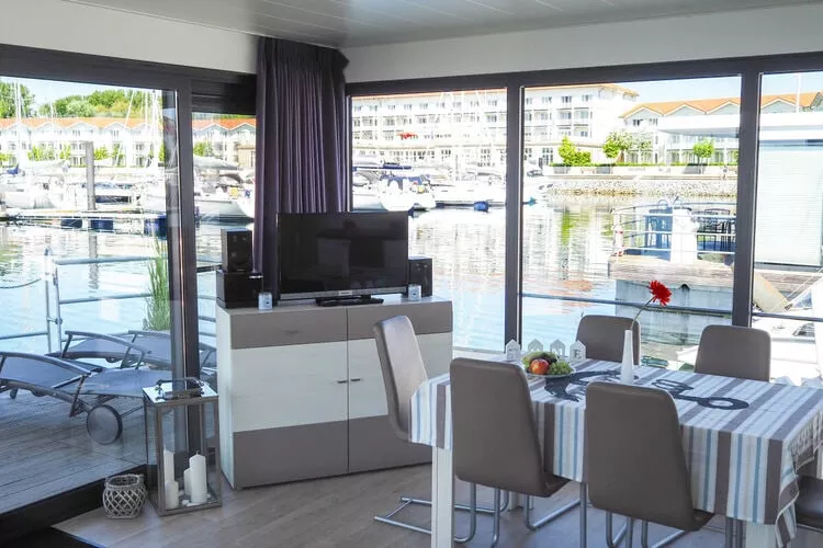 Hausboot Family & Friends LP 4 / 3 Personen-Dining room