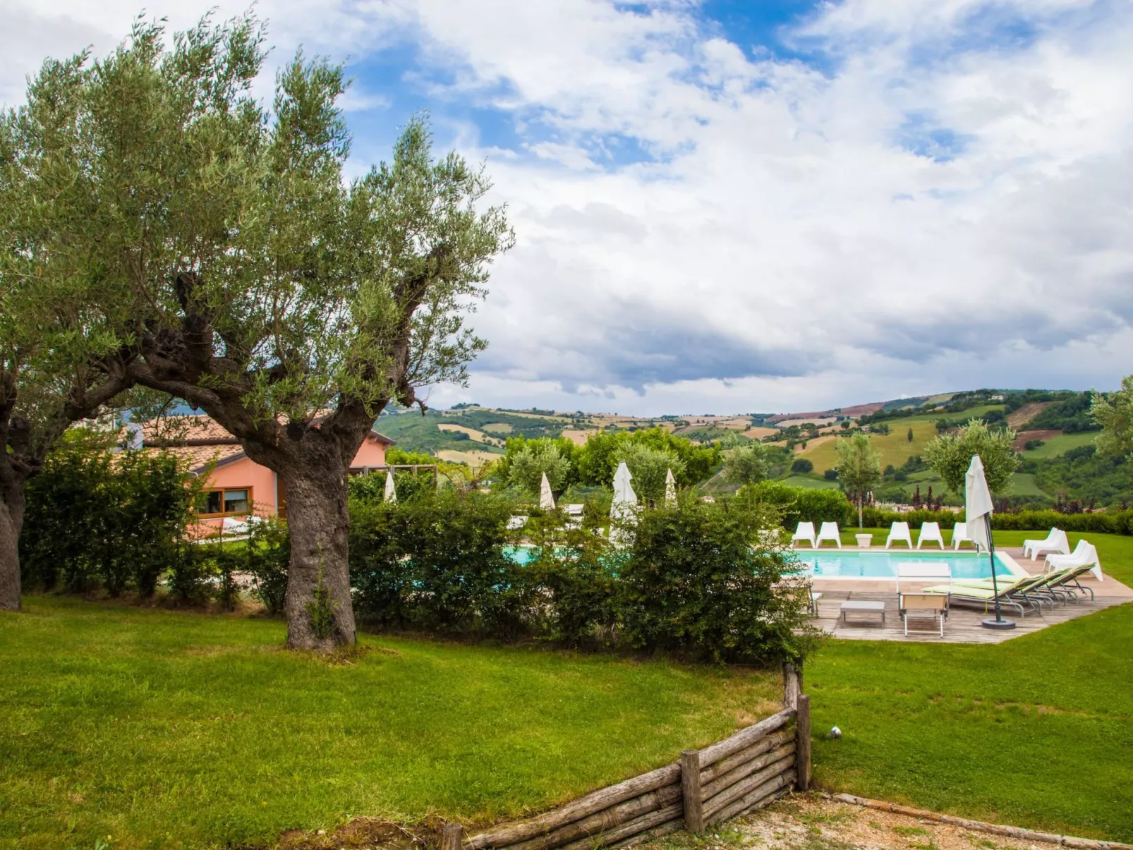 Wohnung im ersten Stock-Dehors