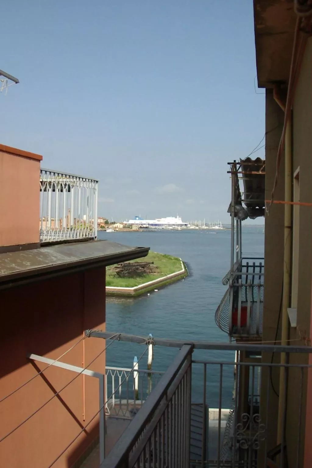 Nette Wohnung in Sottomarina mit Terrasse-Outside