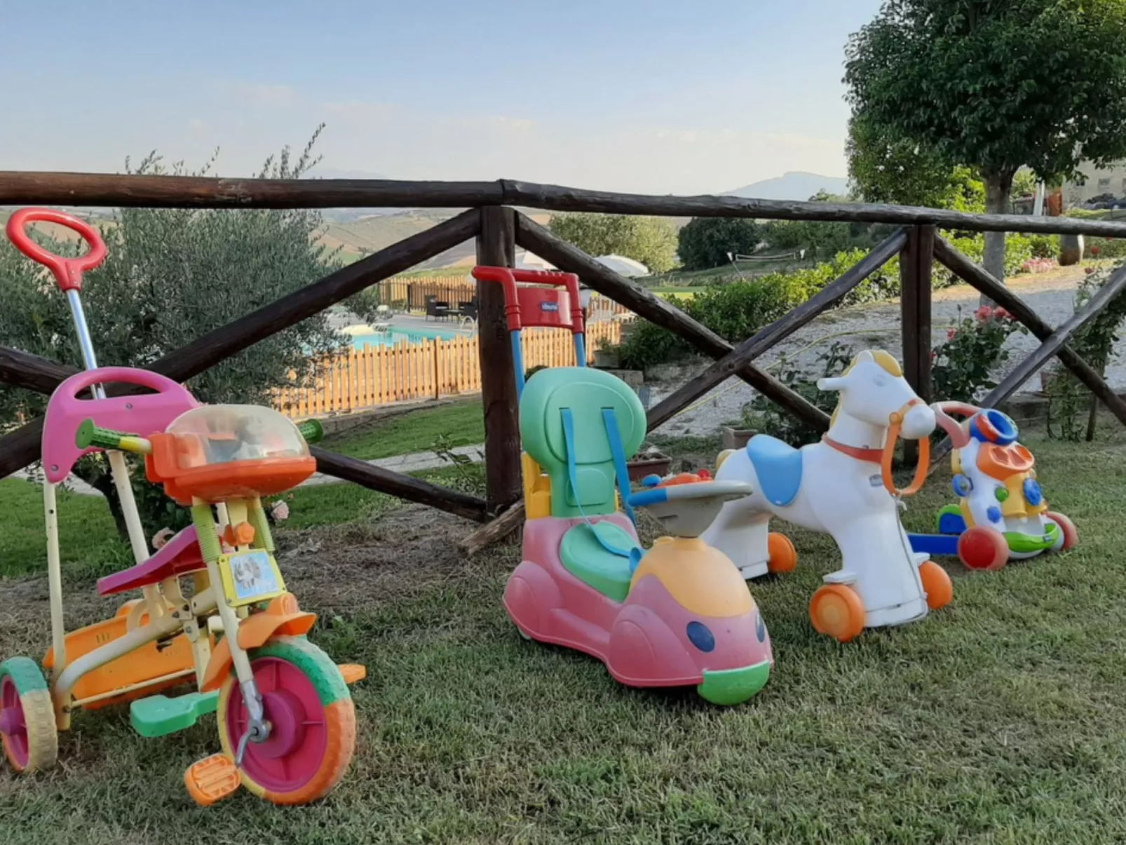 Villa mit atemberaubender Aussicht und privatem Pool-Outside