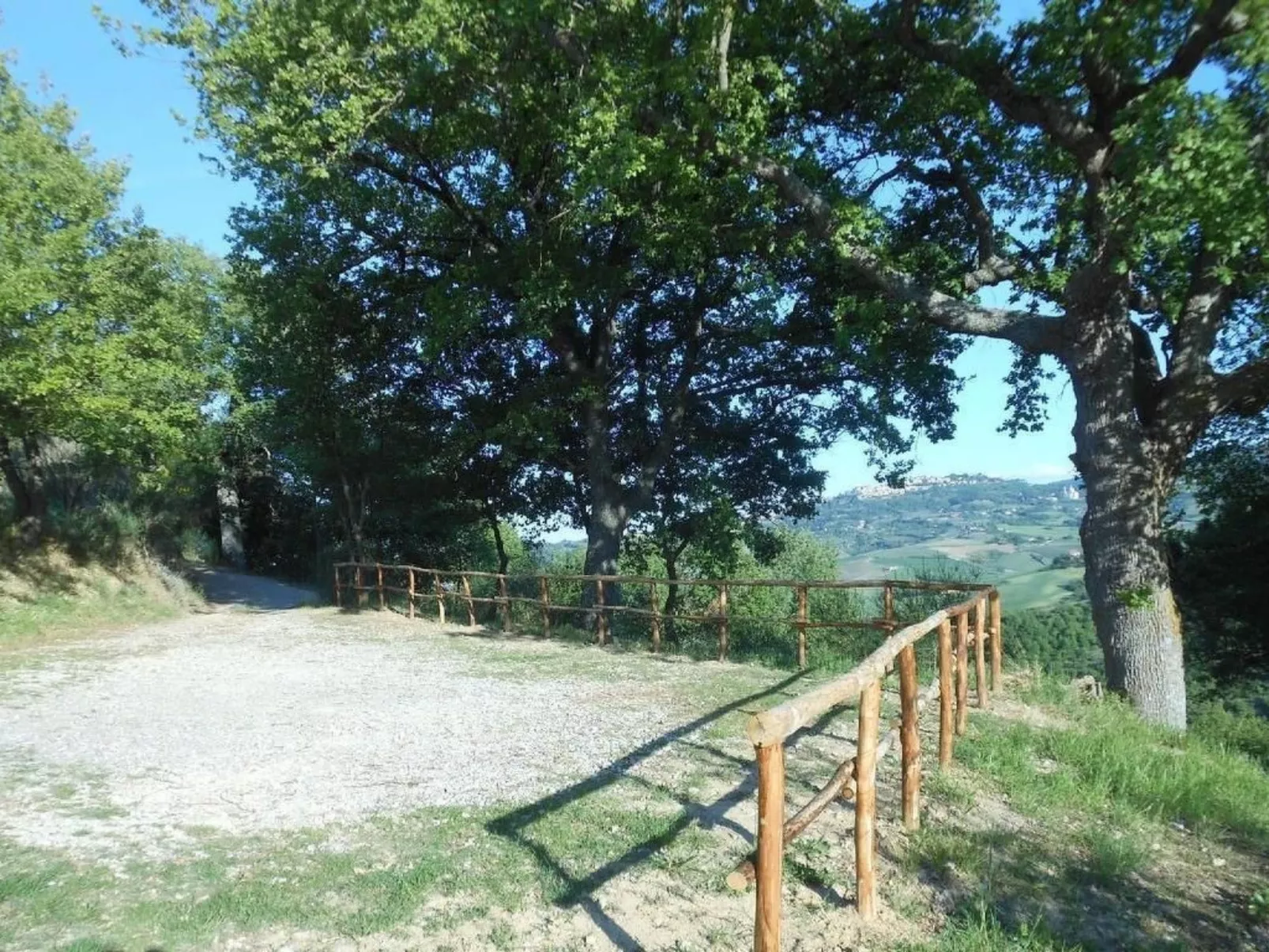 Haus Banditello, Blick auf das Tal von Montepulciano-Image-tags.info