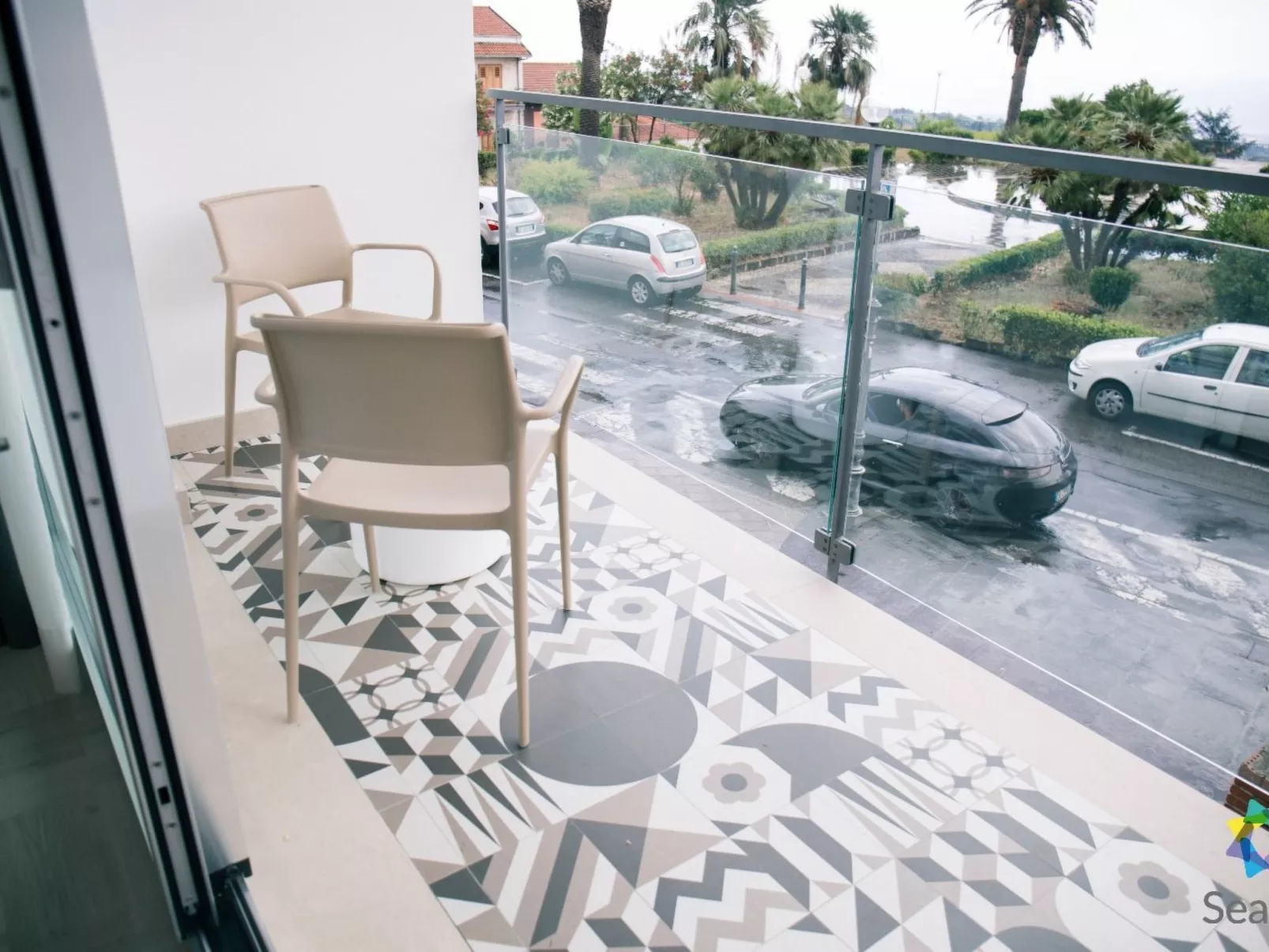 Lavino Zafferana-Outside