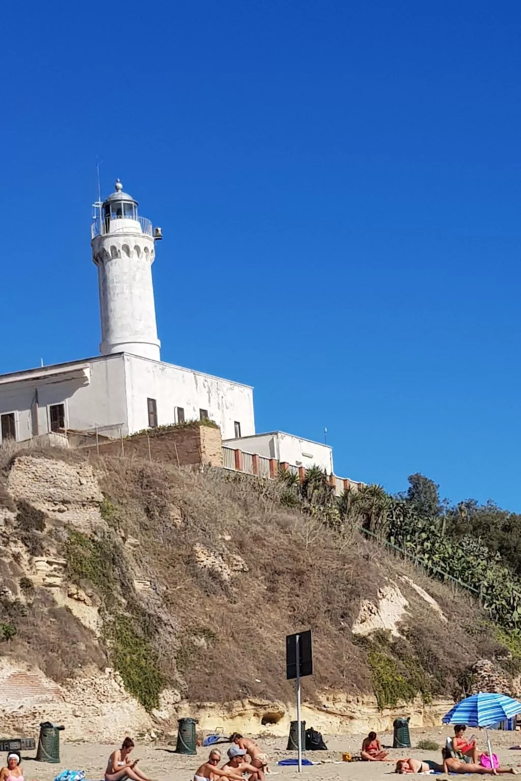 Oleandri Ferienhaus mit privatem Pool-Image-tags.info