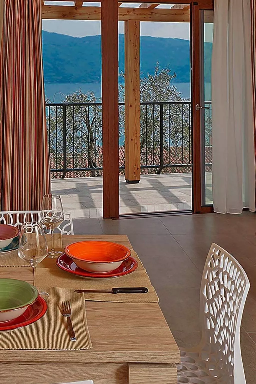 Anwesen "Dany" mit Blick aufs Wasser-Dedans