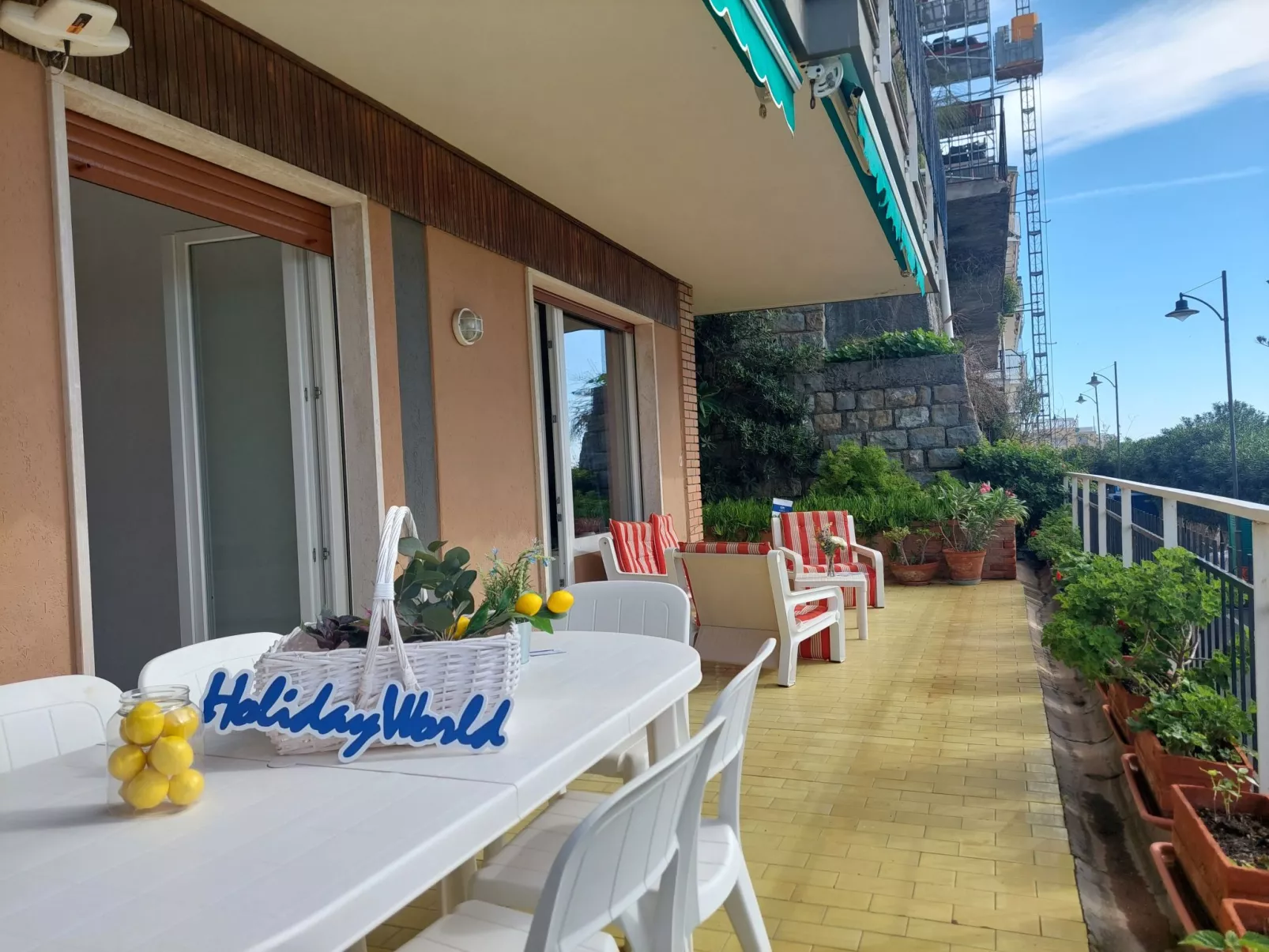 Seaside Heritage Retreat by Holiday World-Outside