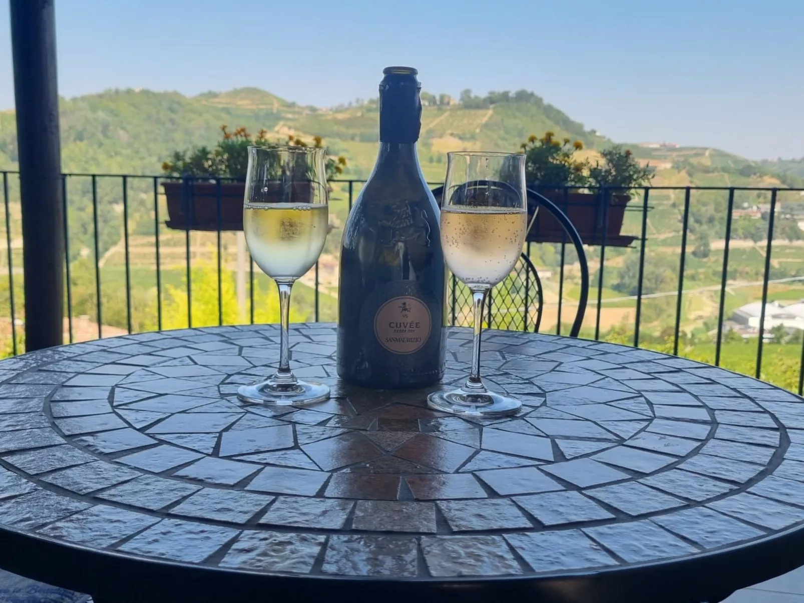 'Ca ed Giuanoto-Outside