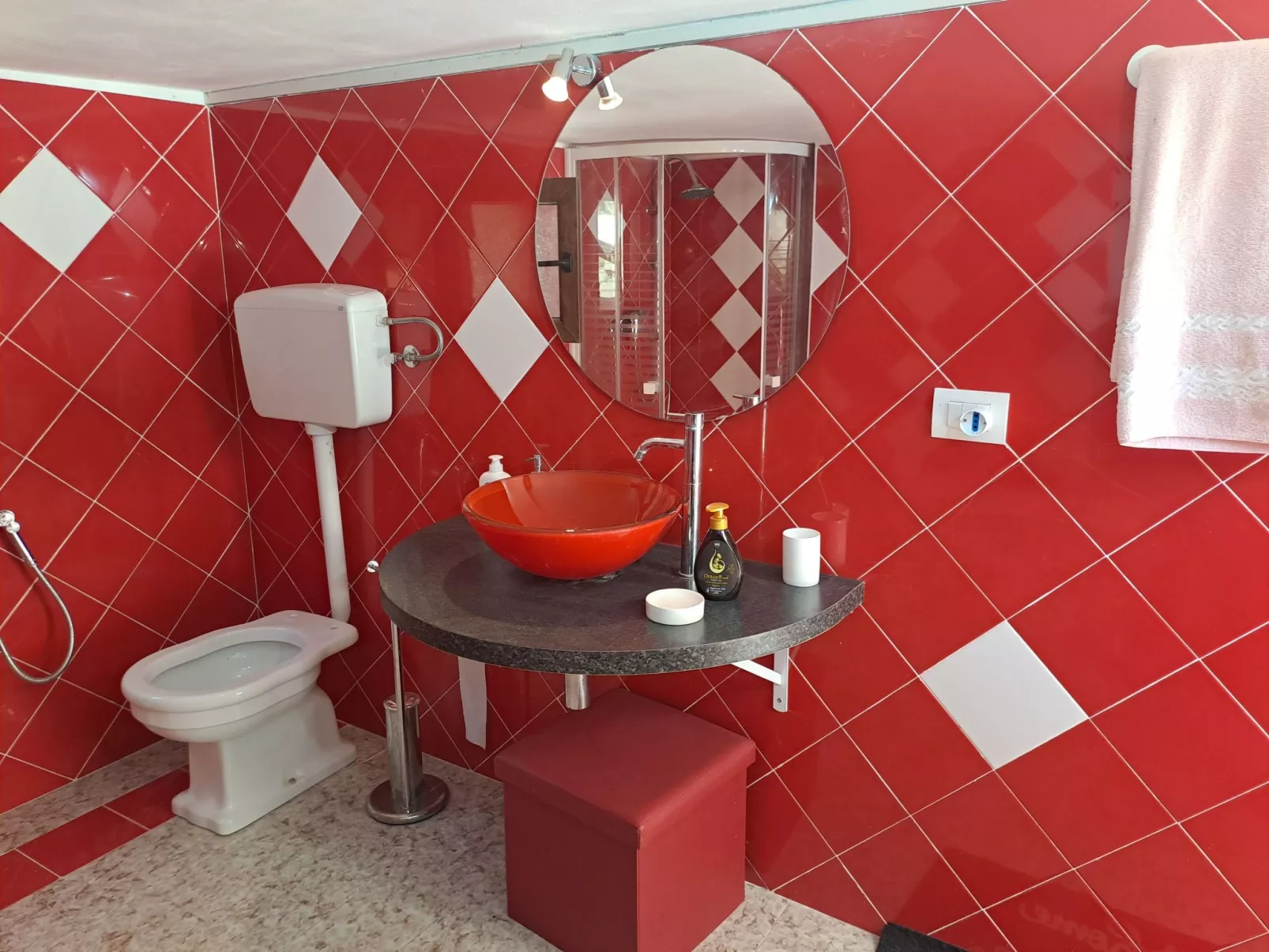 Zwischen Geschichte und Natur bei Holiday World-Drinnen