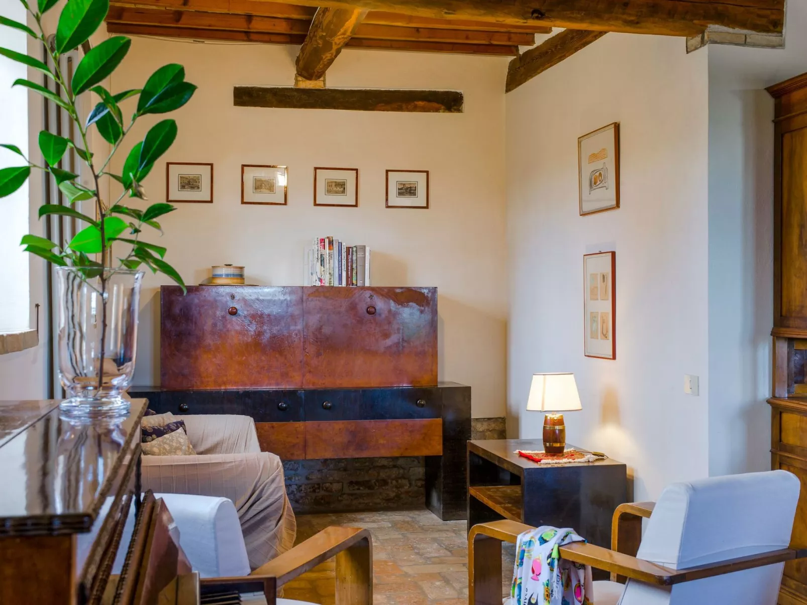 Villa Deda - Marche Holiday-Drinnen