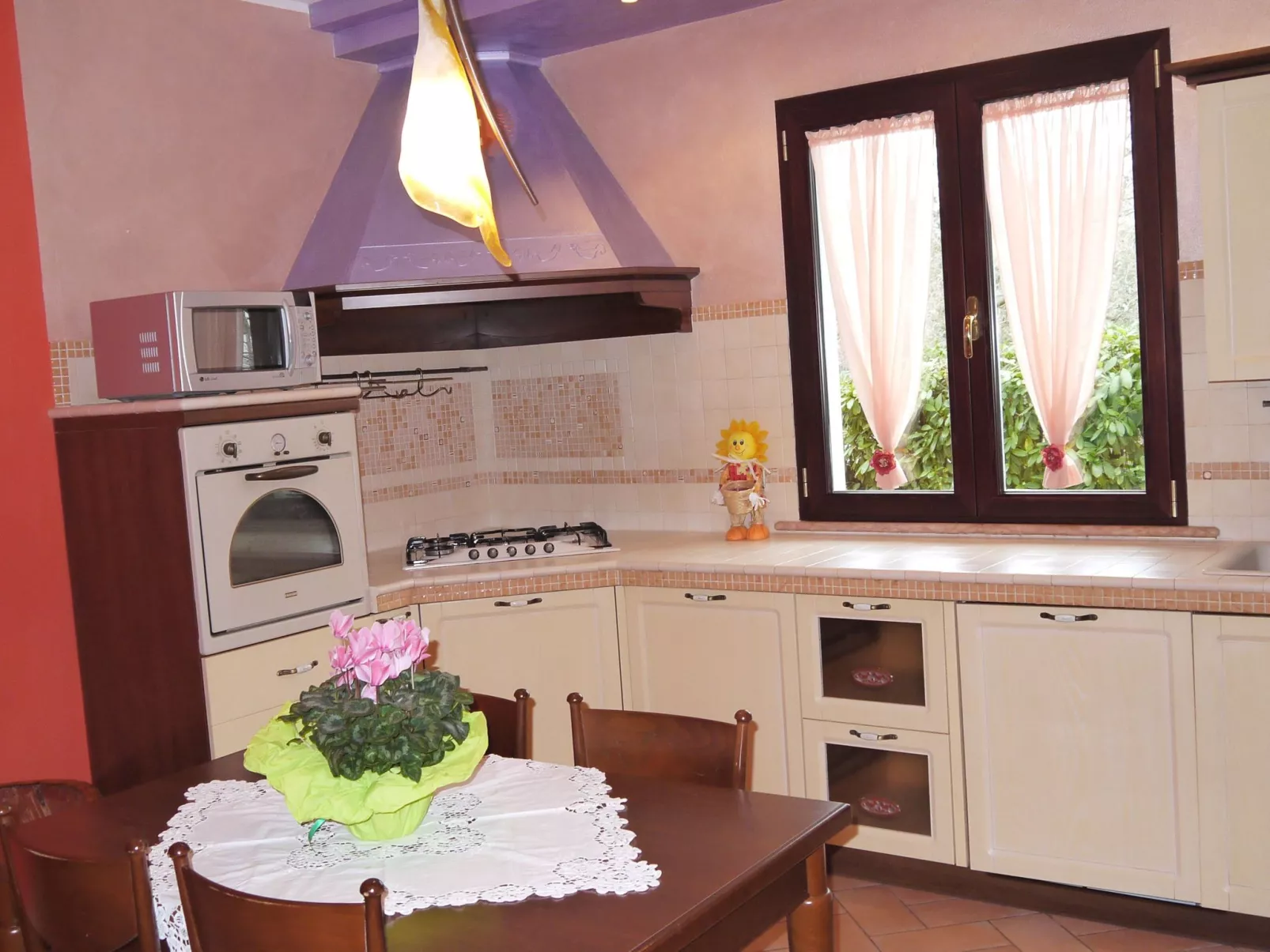 Wohnung mit Privatparkplatz-Dedans