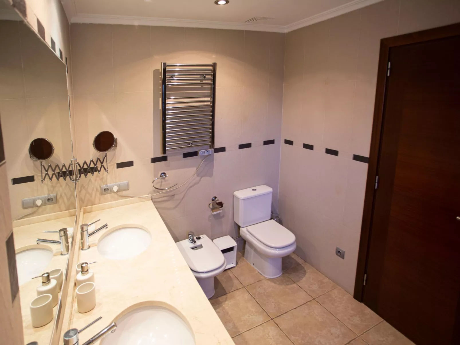 Finca Oliveres-Inside