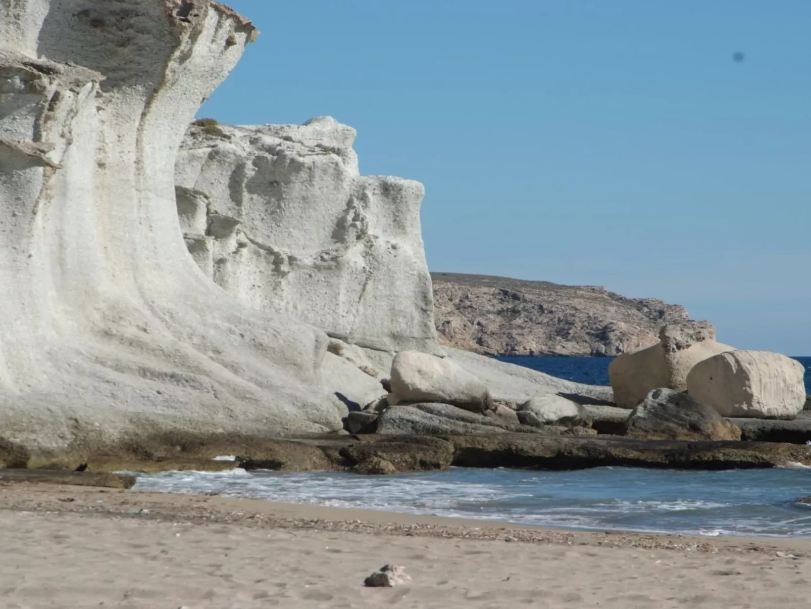 Schöne Villa für 6 Personen mit Schwimmbad-Outside