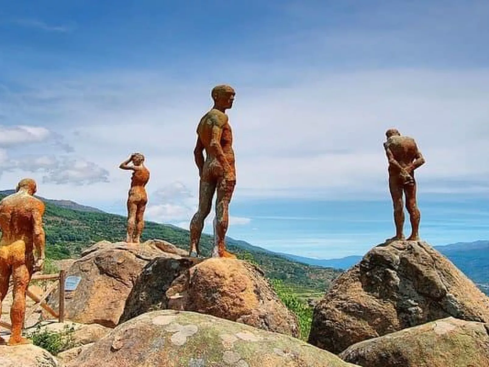Ideales Refugium in Extremadura Komfort und Natur-Outside