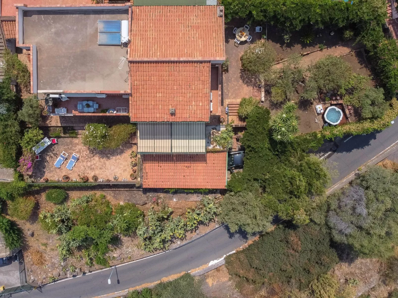 Angelo's Haus-Draußen