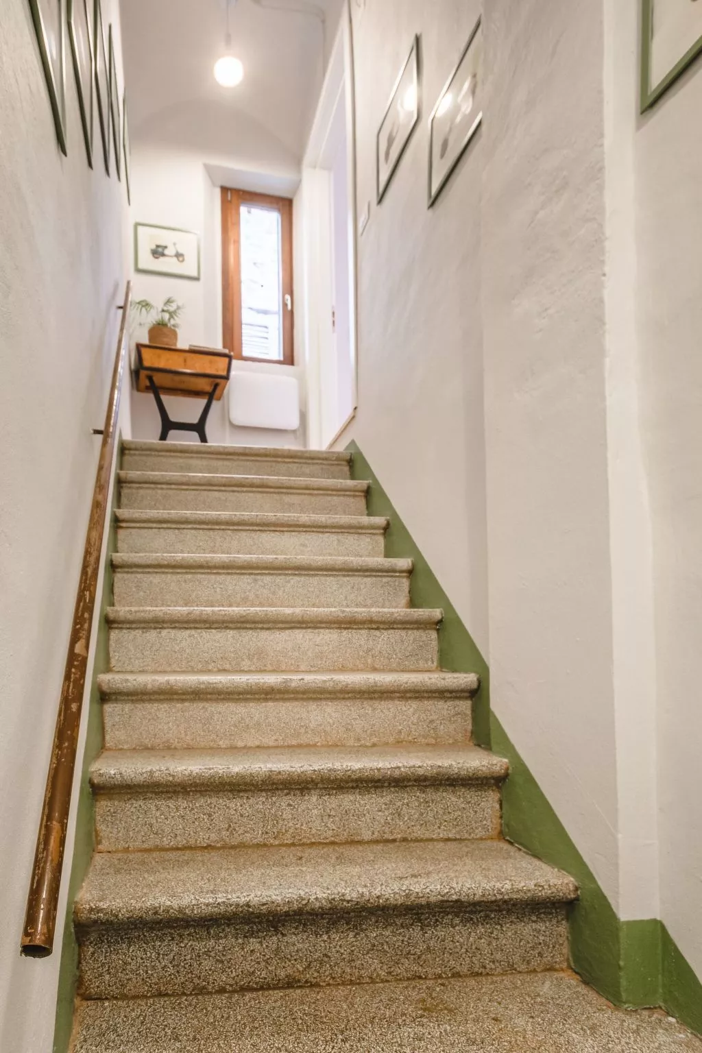 Mittelalterliche toskanische Unterkunft mit Aussicht und geräumigem Bad-Inside