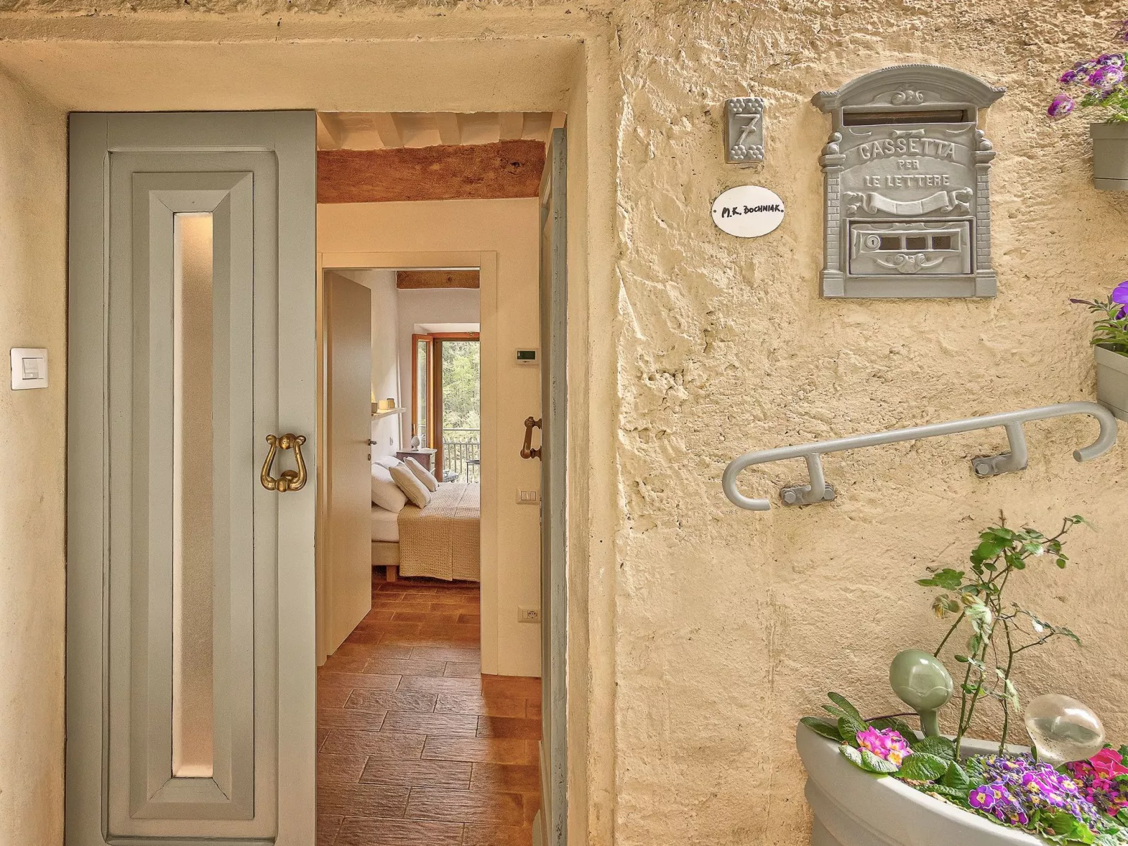 Charmante toskanische Wohnung mit Balkon und Blick.-Inside