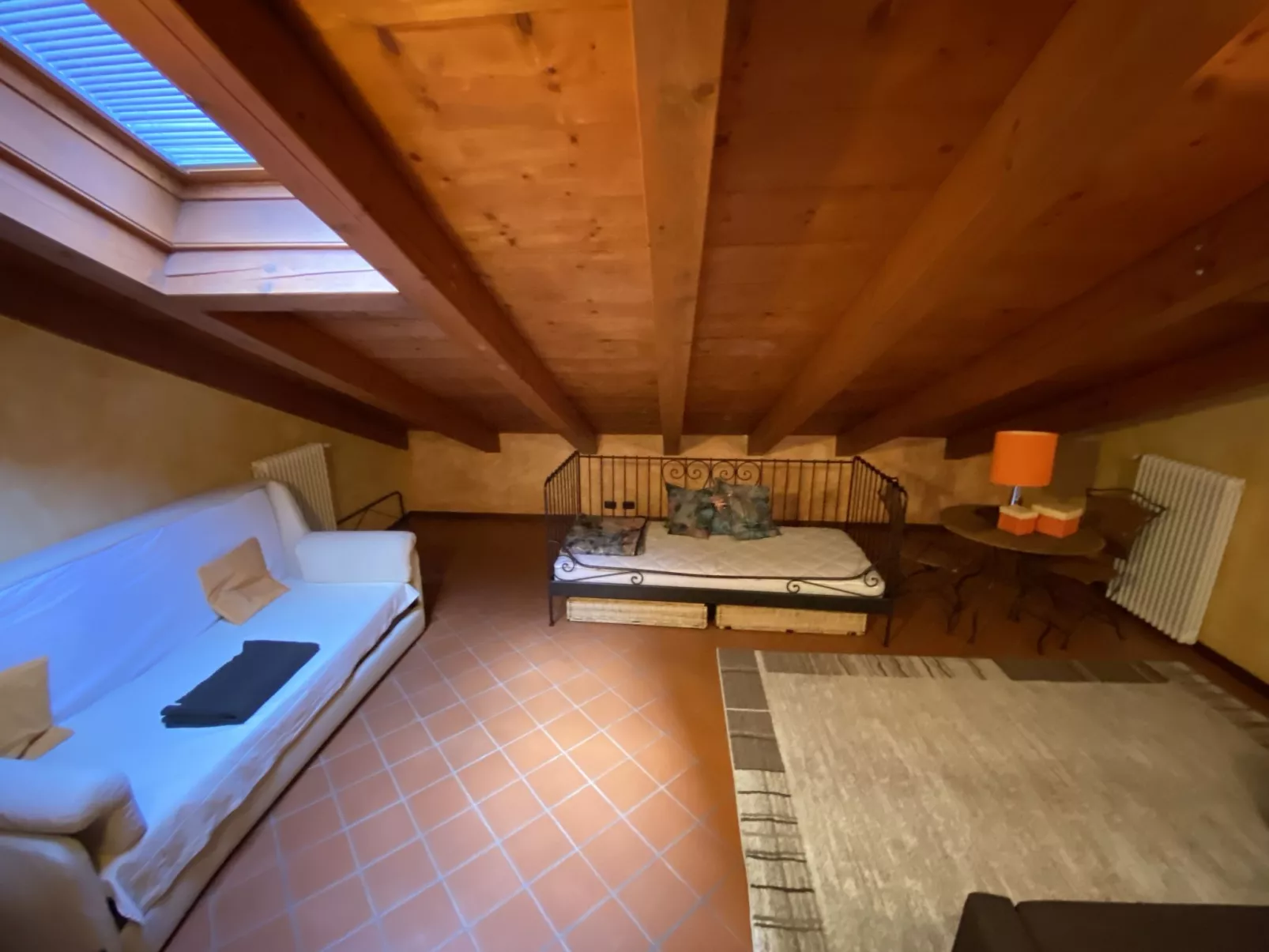 P-12 FEWO GARDALAND-Drinnen