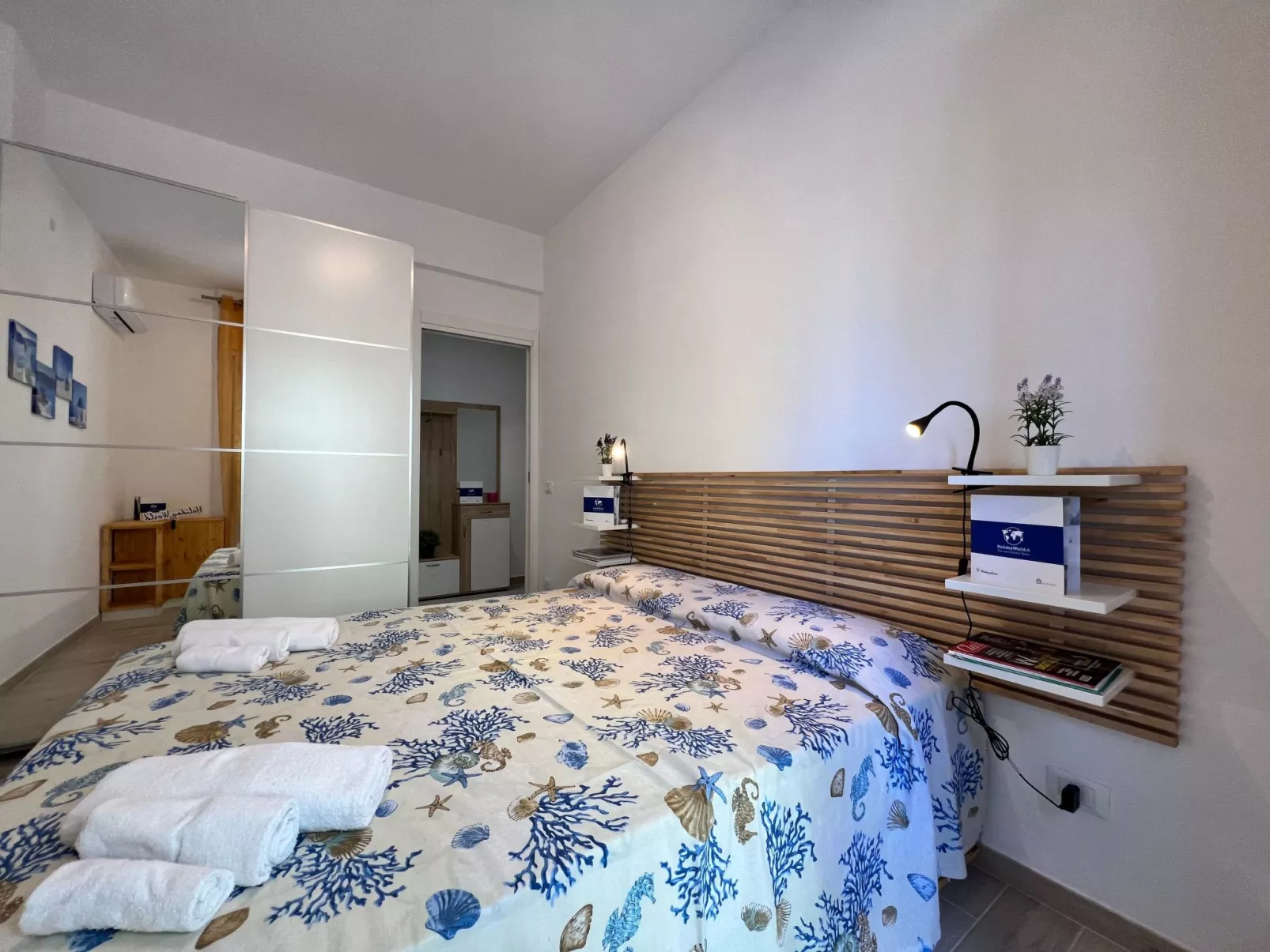 Für 4 Personen ca. 40 m&sup2; in Pietra Ligure, Norditalien (Ligurien)-Drinnen