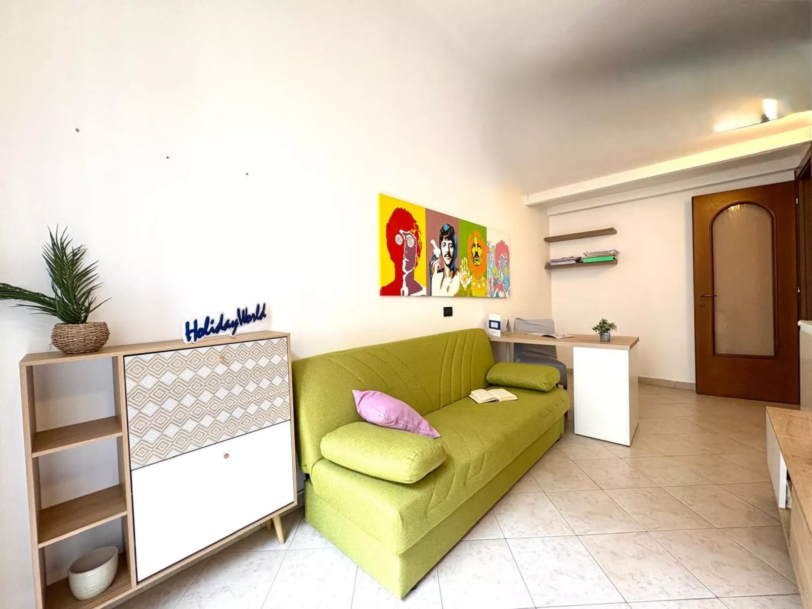 Lichter am Meer bei Holiday World-Drinnen