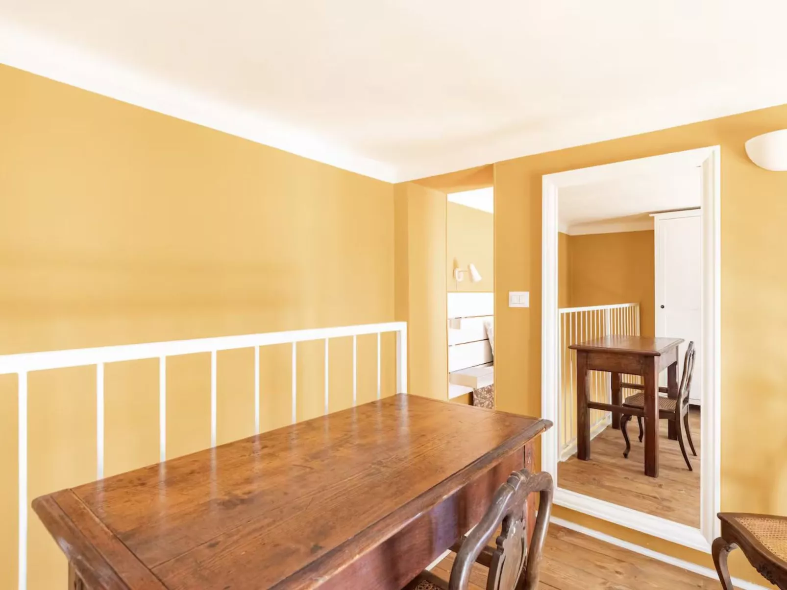 Carla B von Holiday World-Dedans