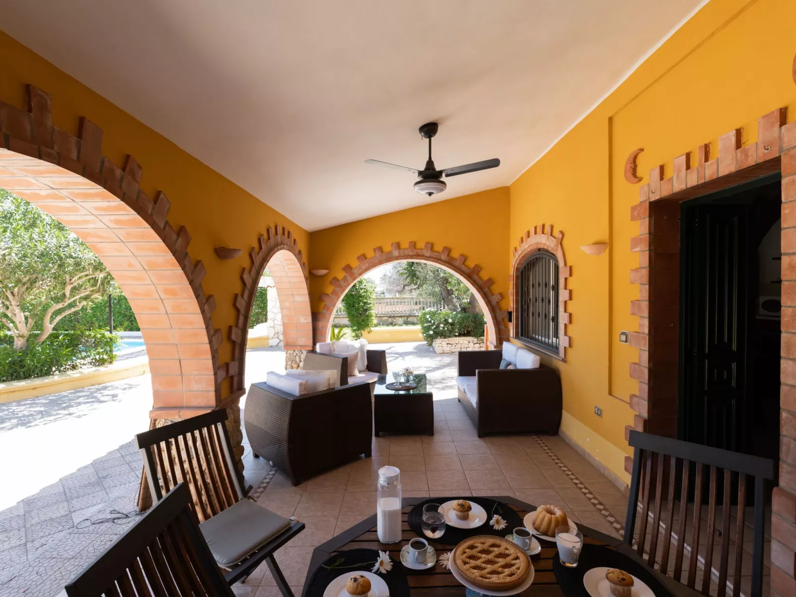 Villa Azzurra mit Pool - Drinnen
