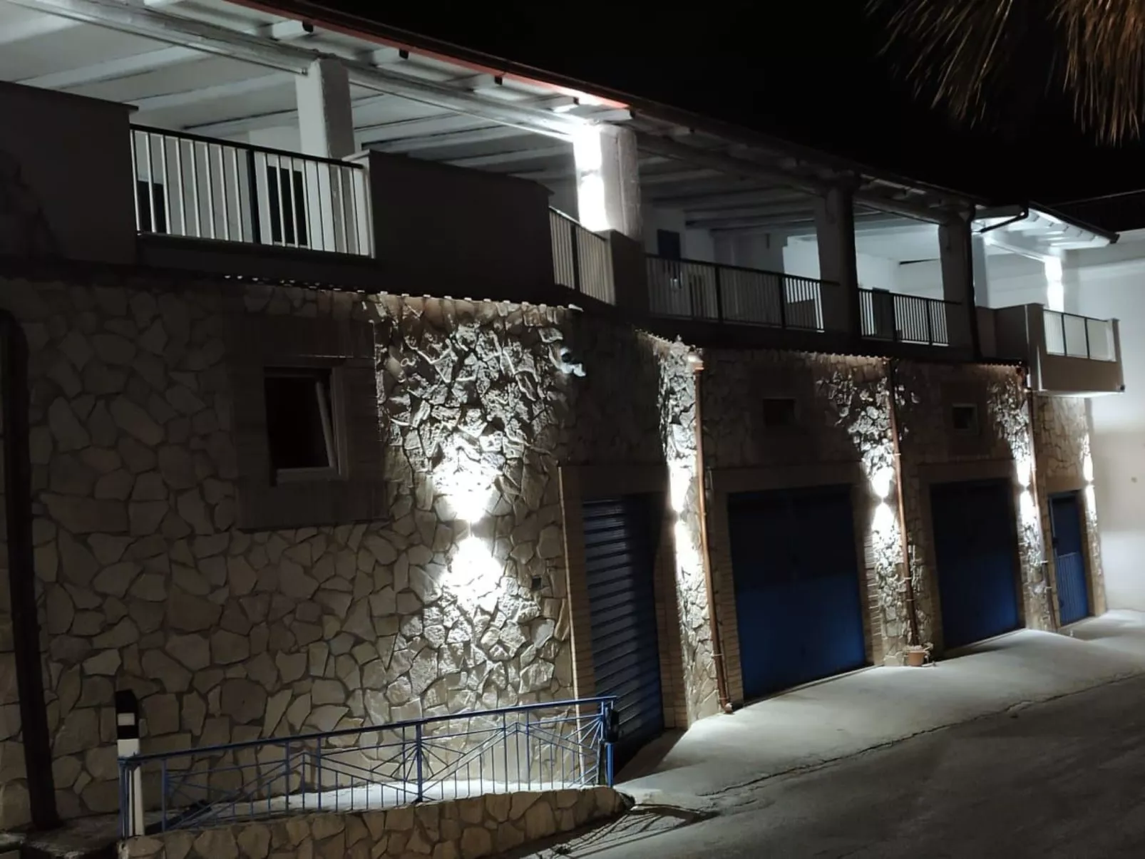 Zwei-Zimmer-Wohnung mit Meerblick-Image-tags.info