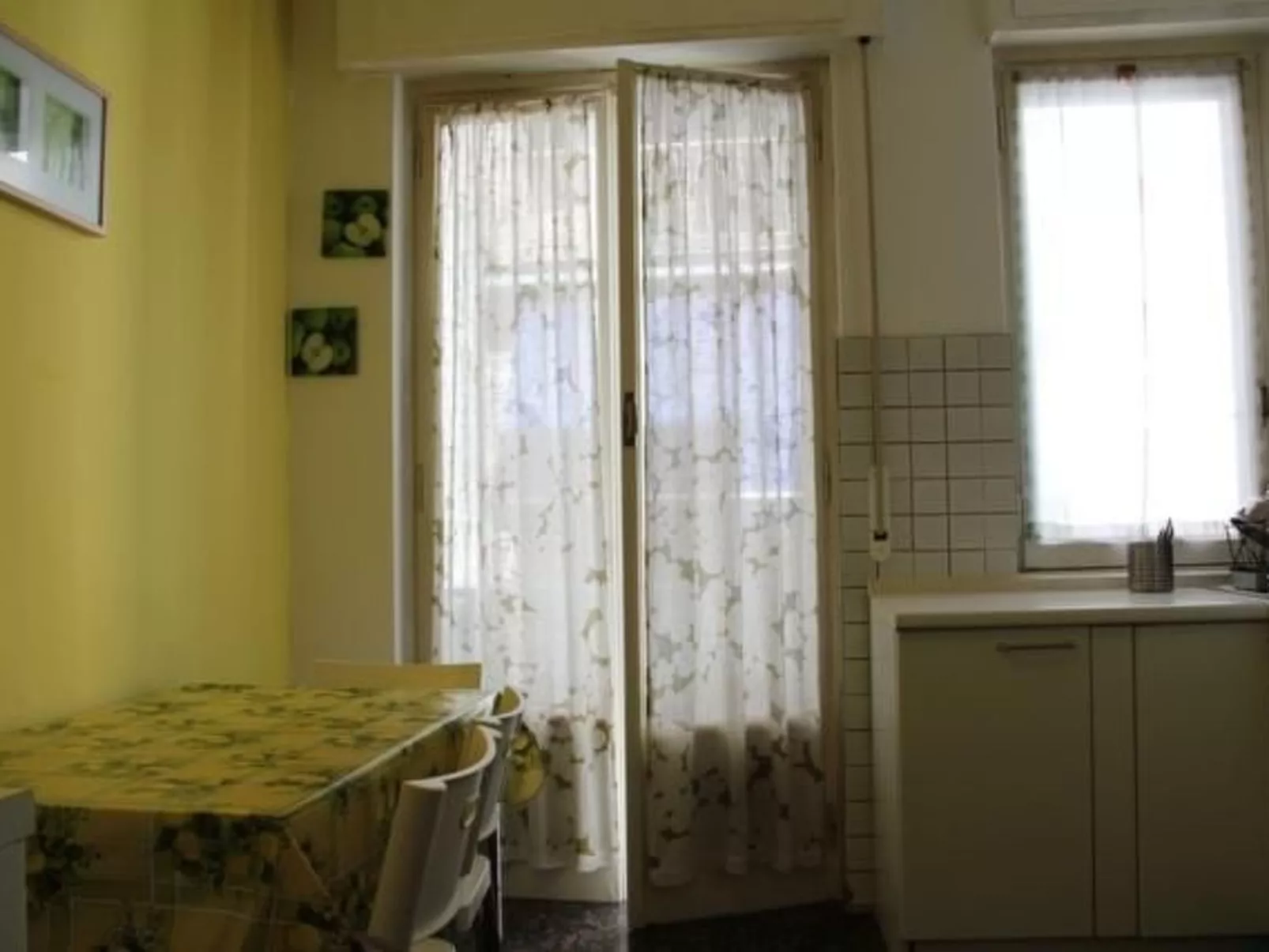 Wohnung mit Balkon-Image-tags.info